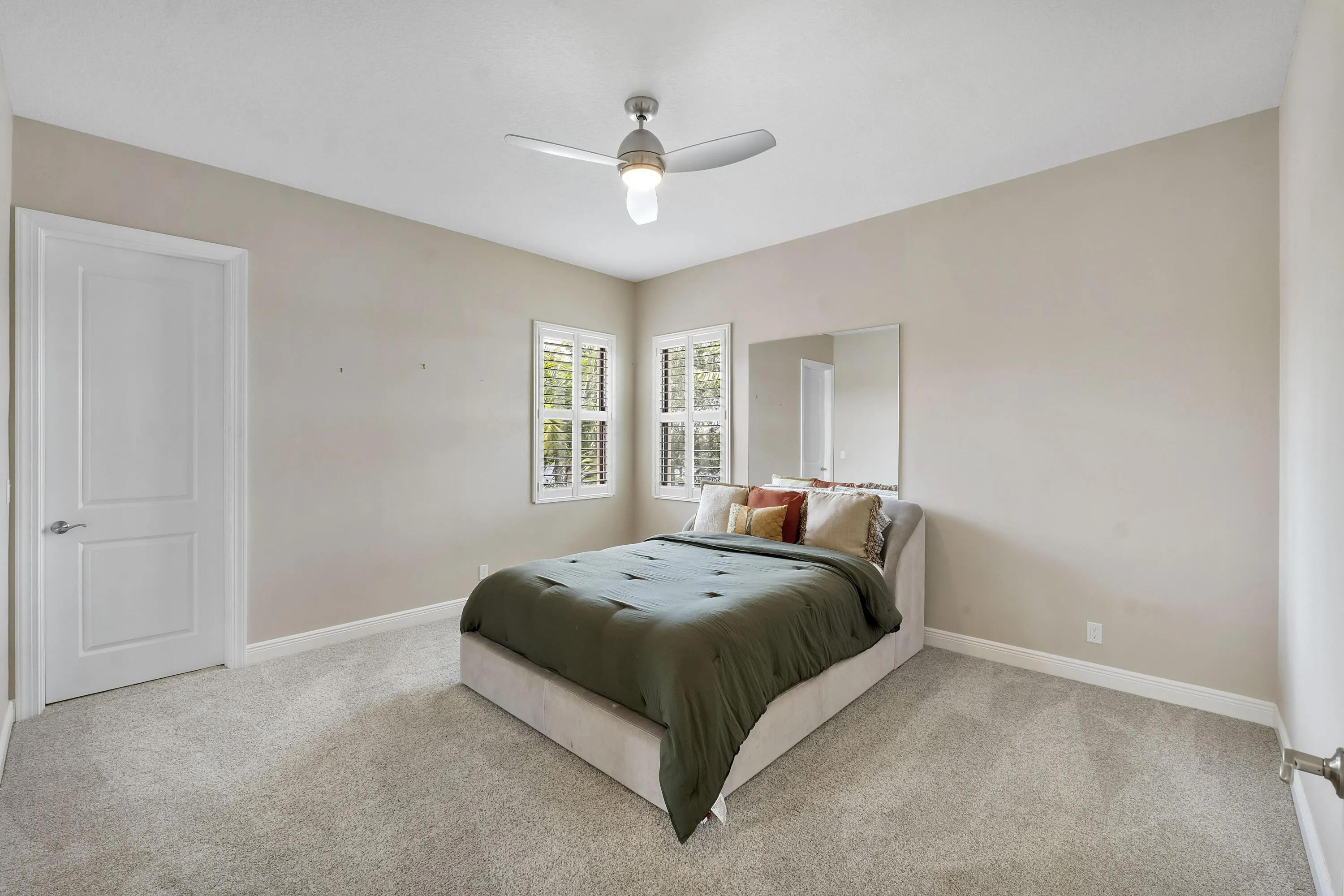 11525 NW 81st Place