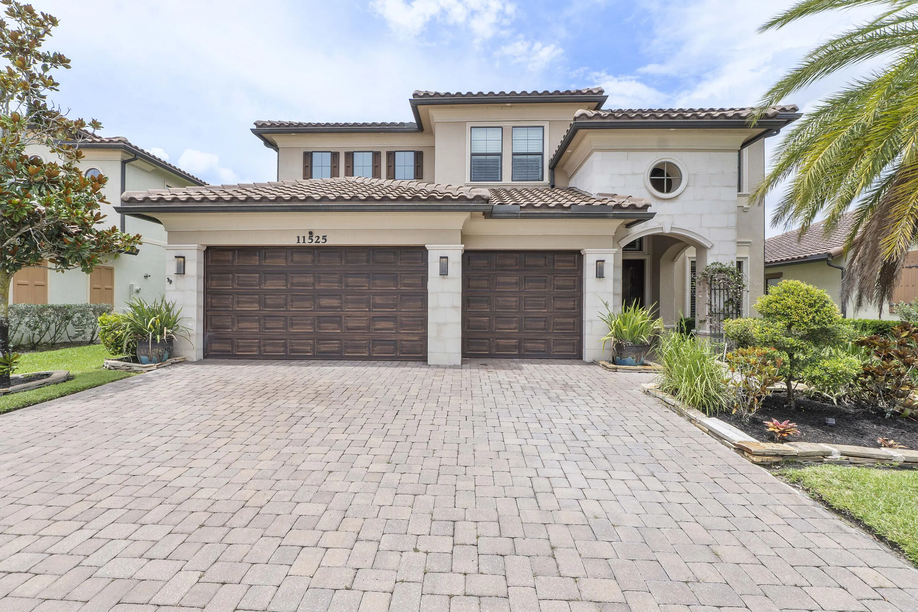 11525 NW 81st Place