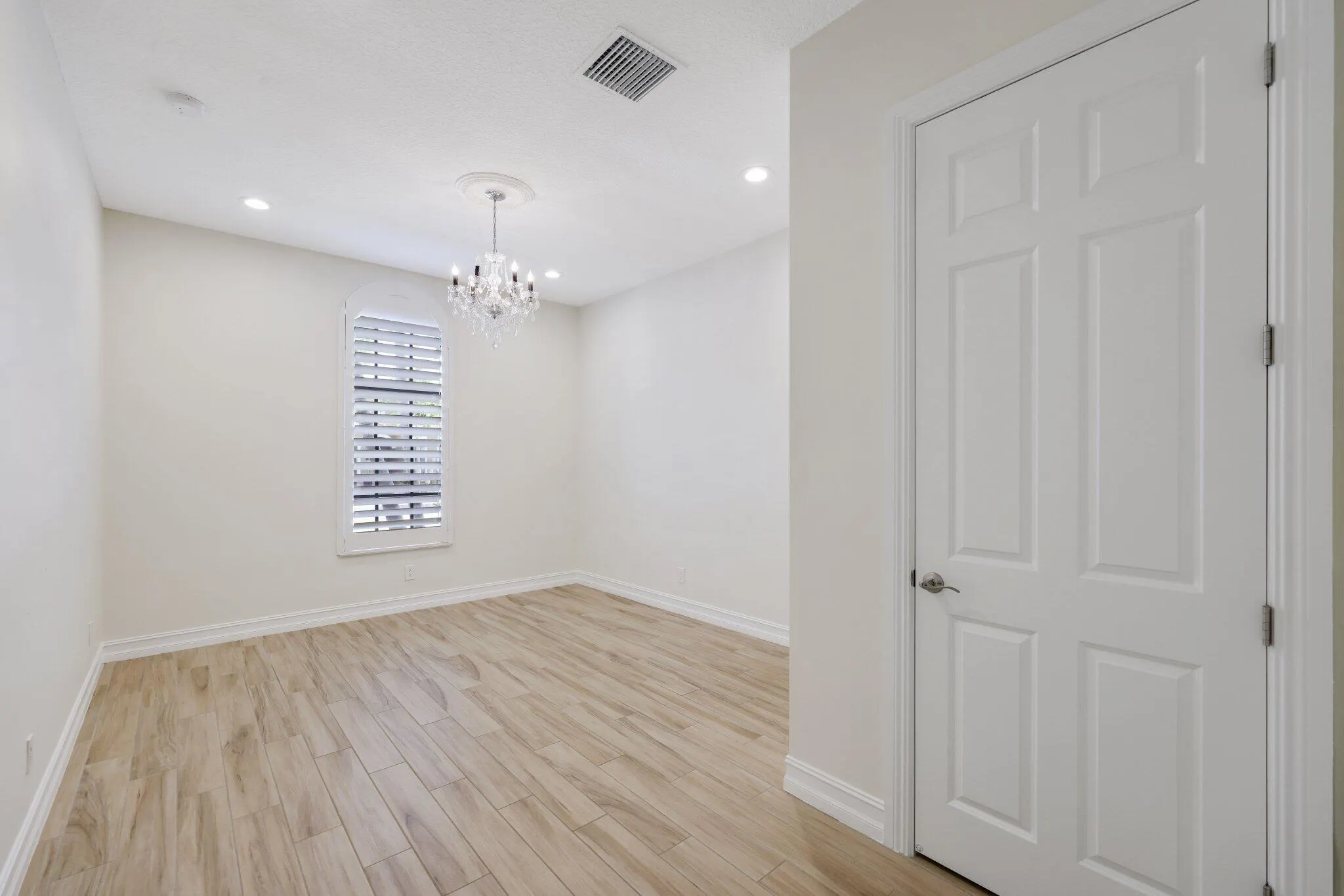 12100 Kalmar Circle S