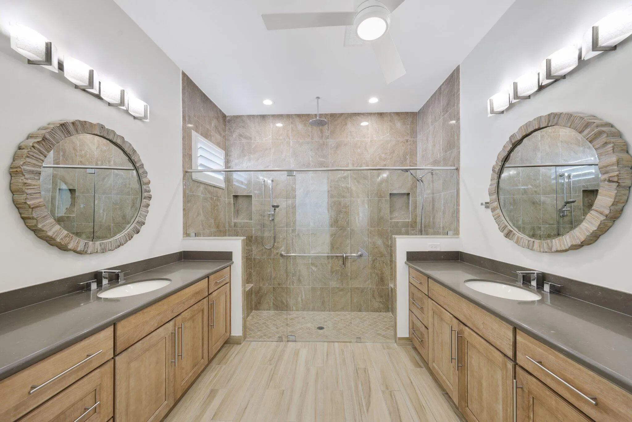 12100 Kalmar Circle S