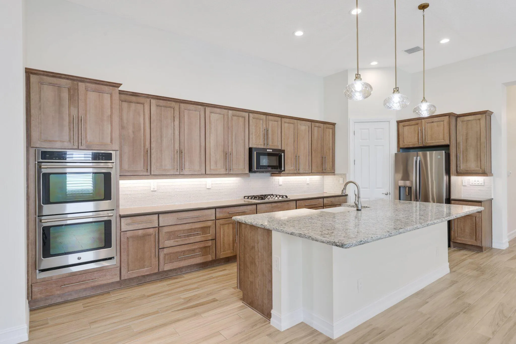 12100 Kalmar Circle S