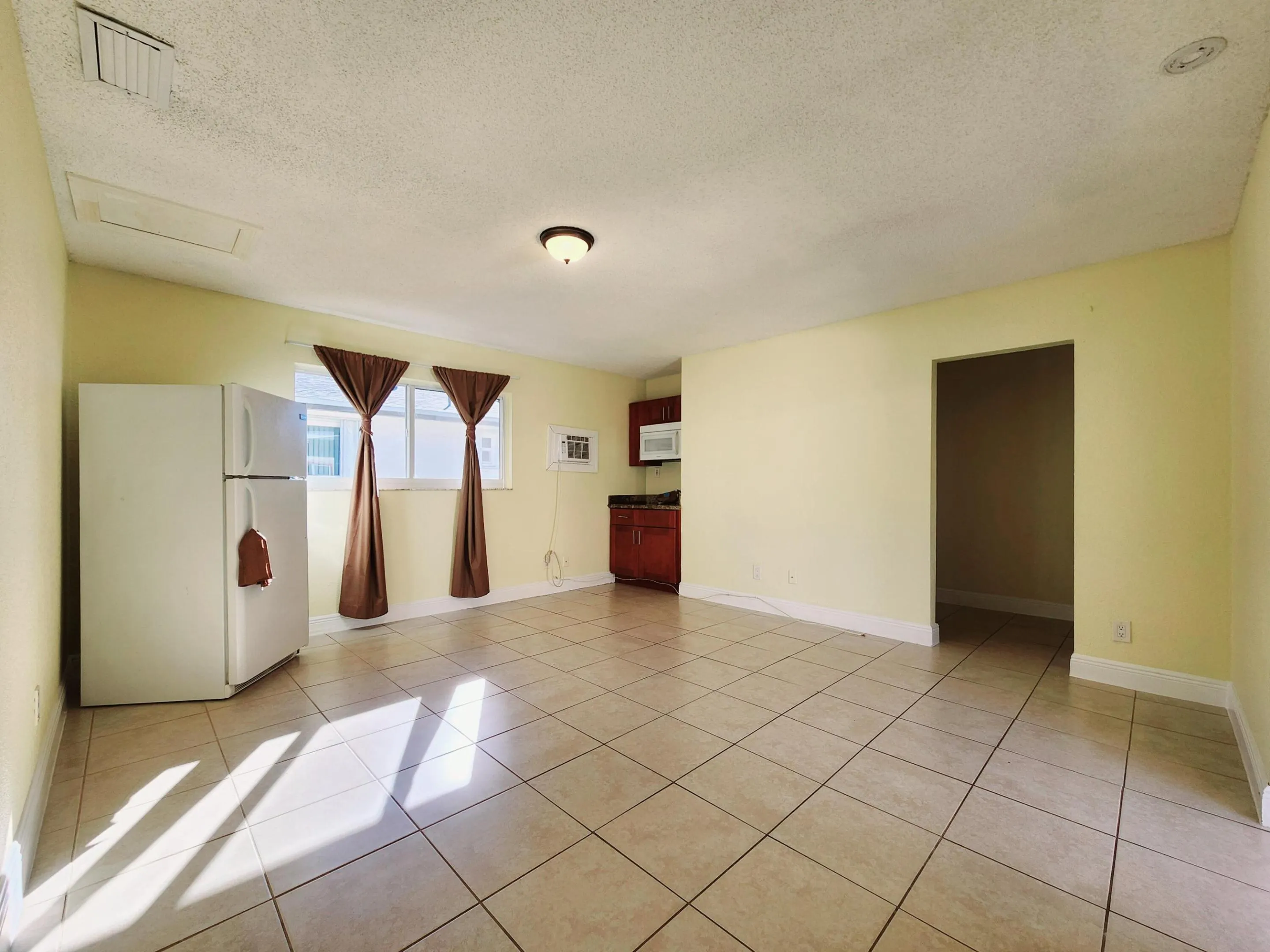 4471 SW 54th Court #1a-2b