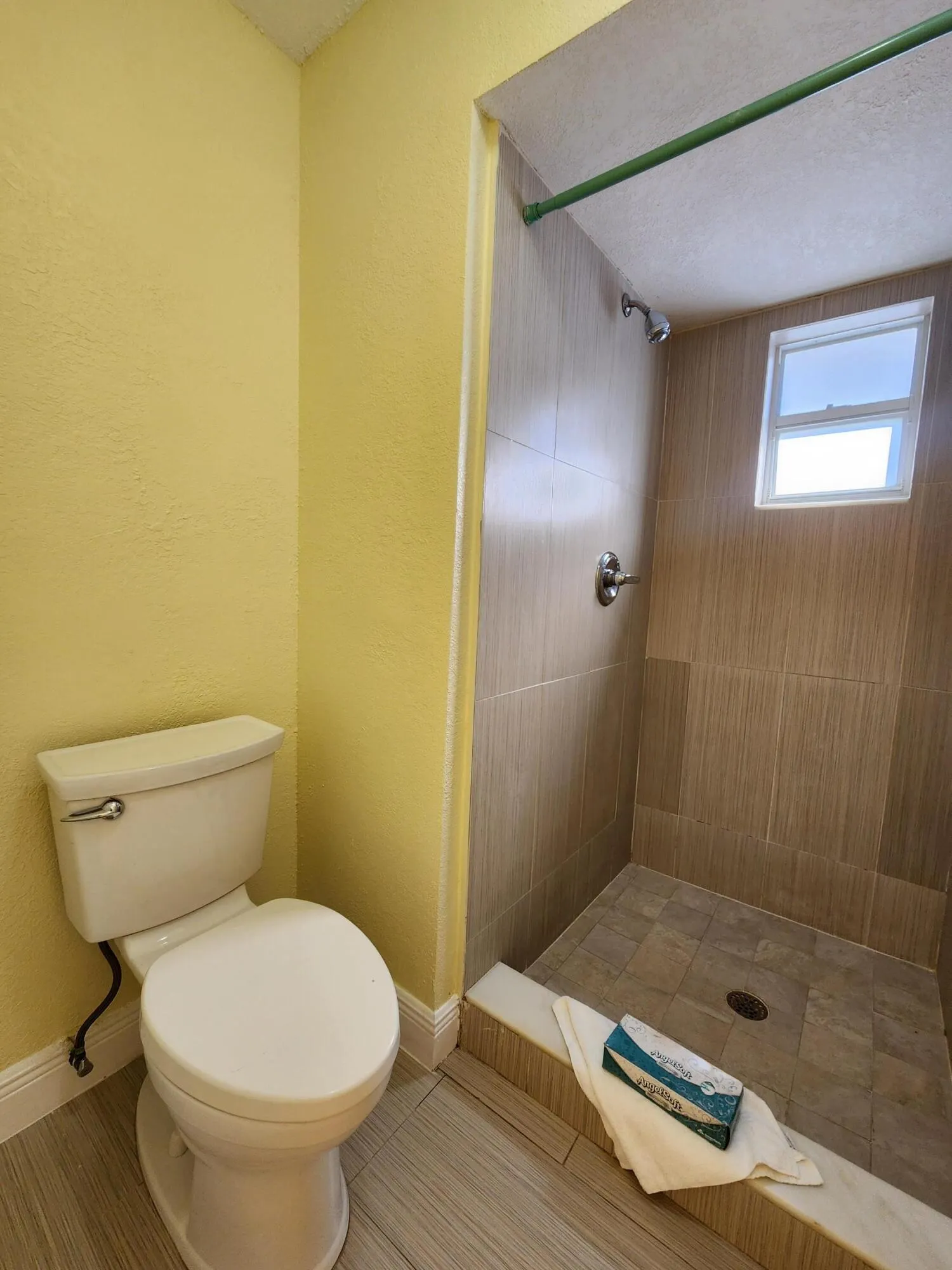 4471 SW 54th Court #1a-2b