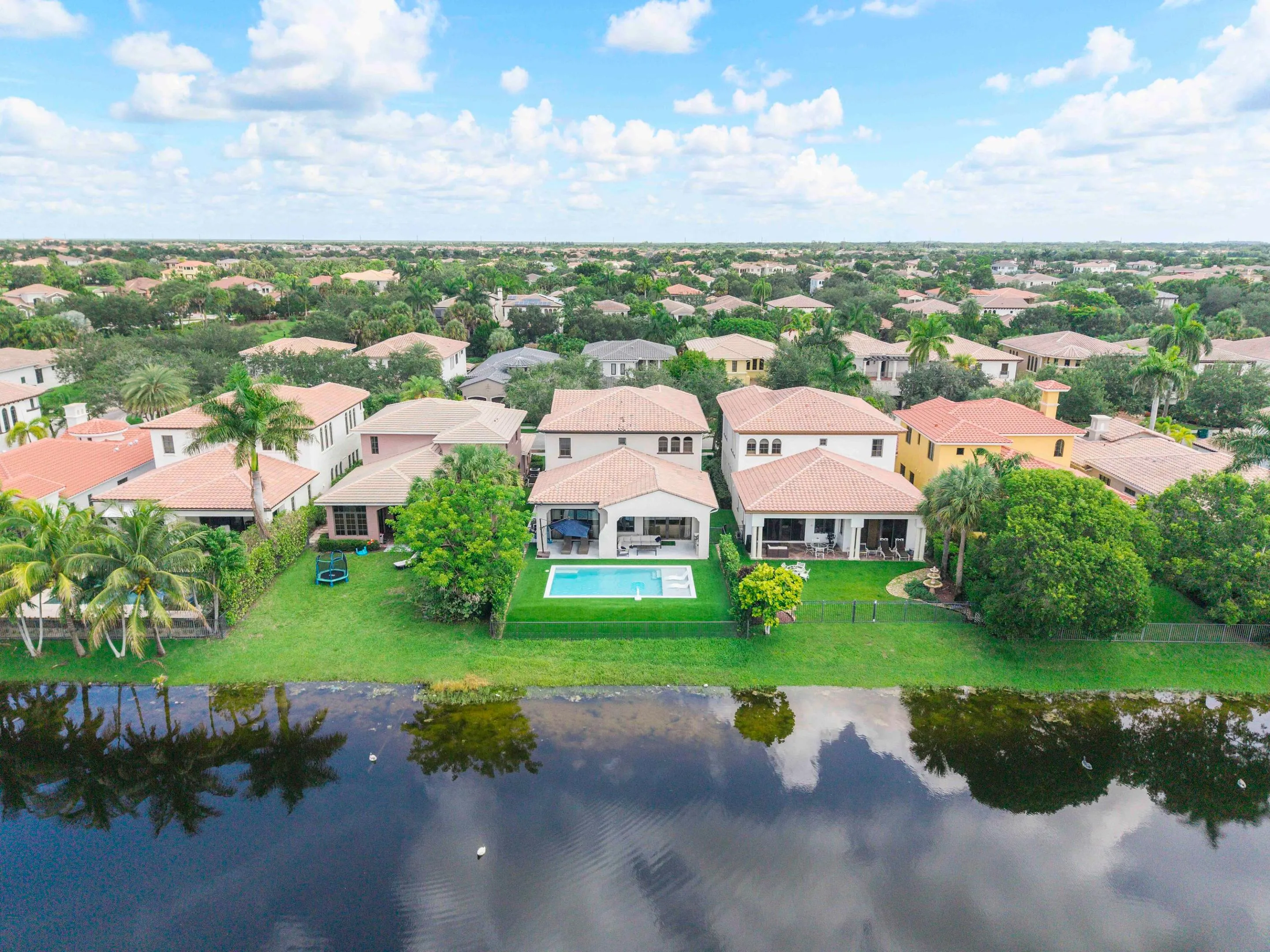 9594 Ginger Court