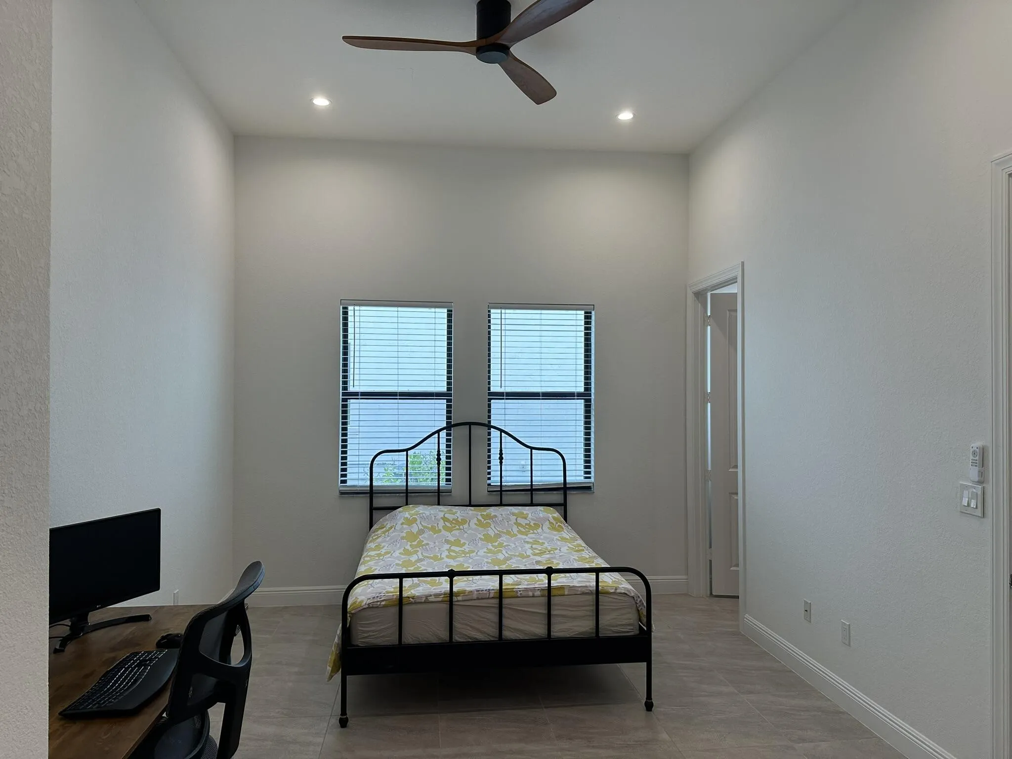 8540 W Parkland Bay Trail