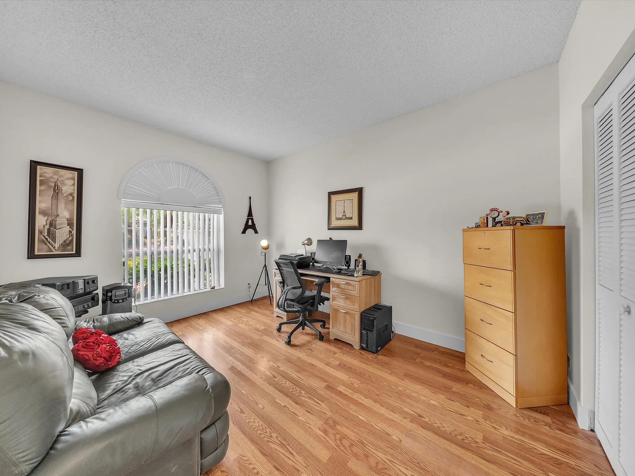 6029 NW 74th Street