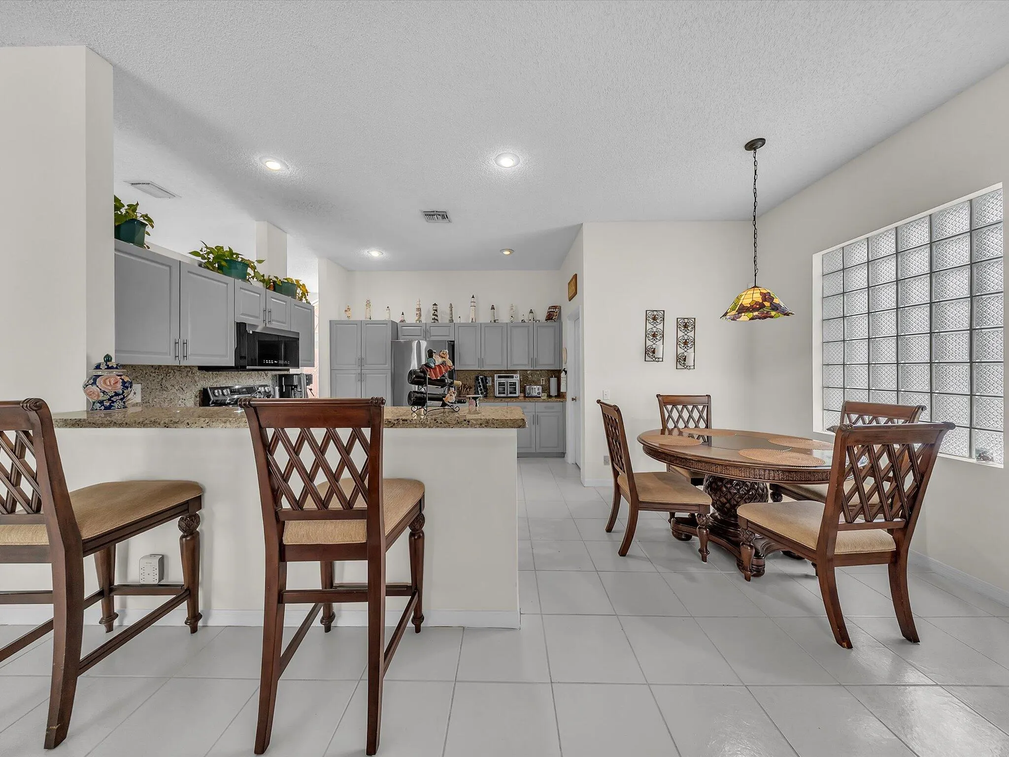 6029 NW 74th Street