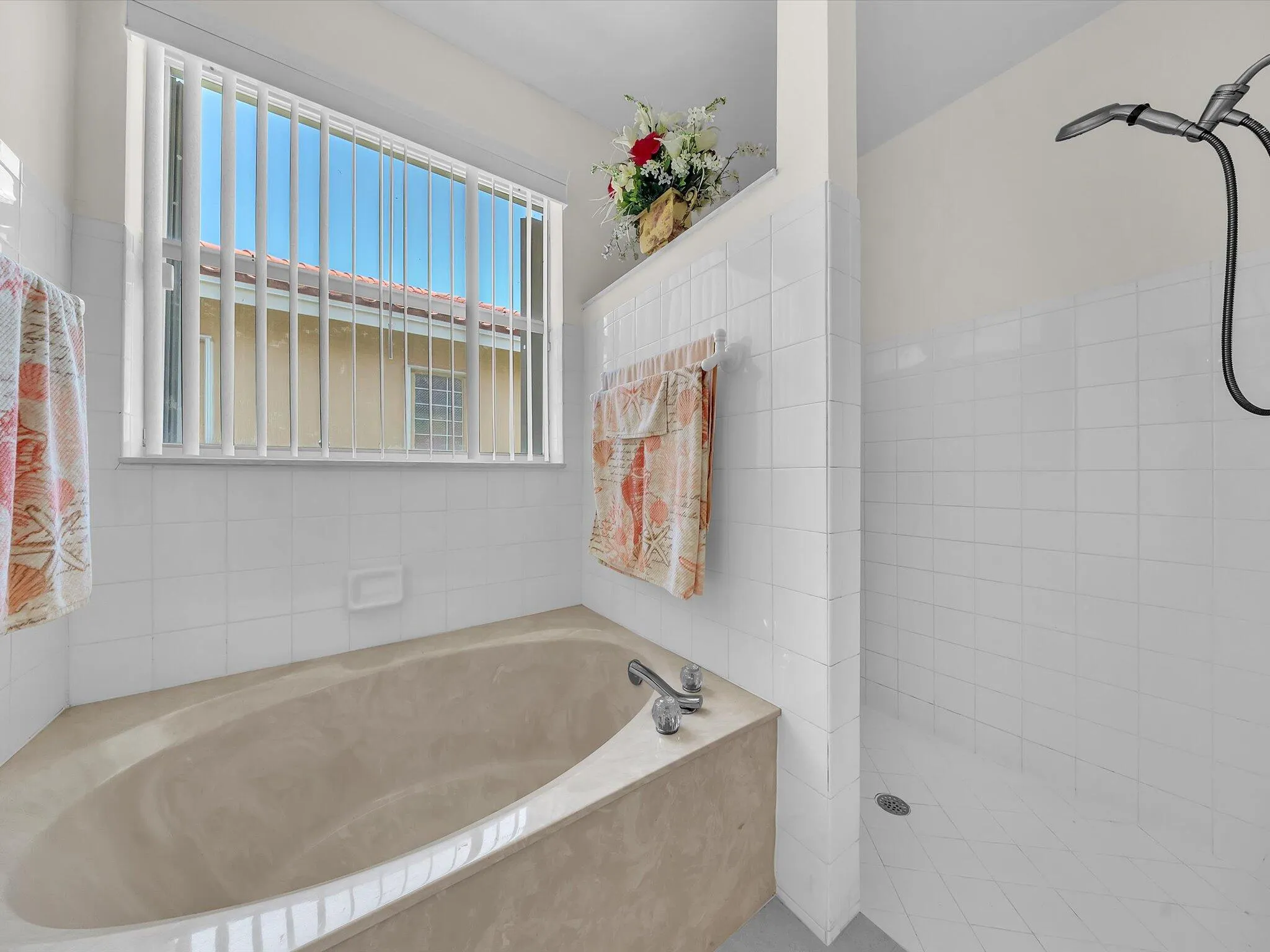 6029 NW 74th Street