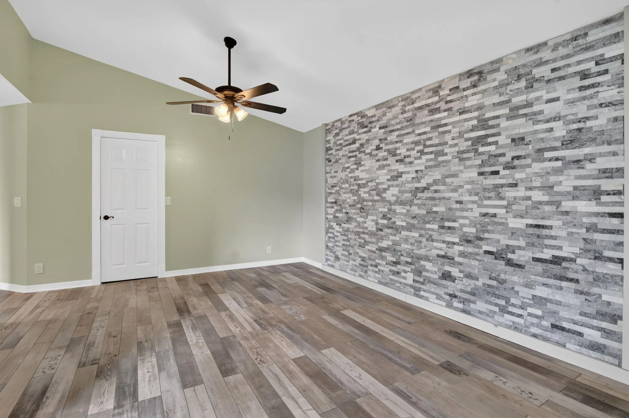 5901 NW 58th Terrace