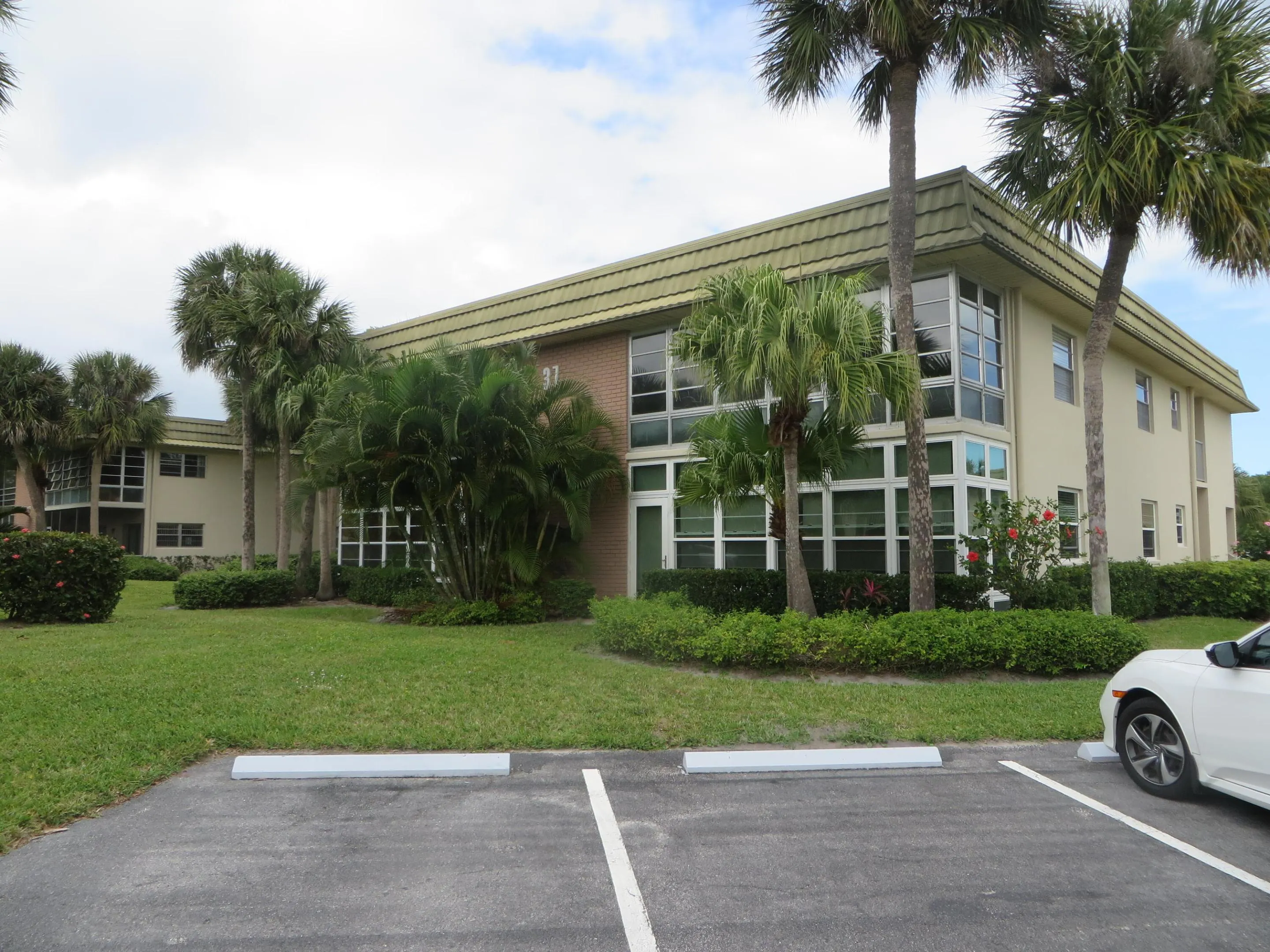 37 Vista Gardens Trail #201