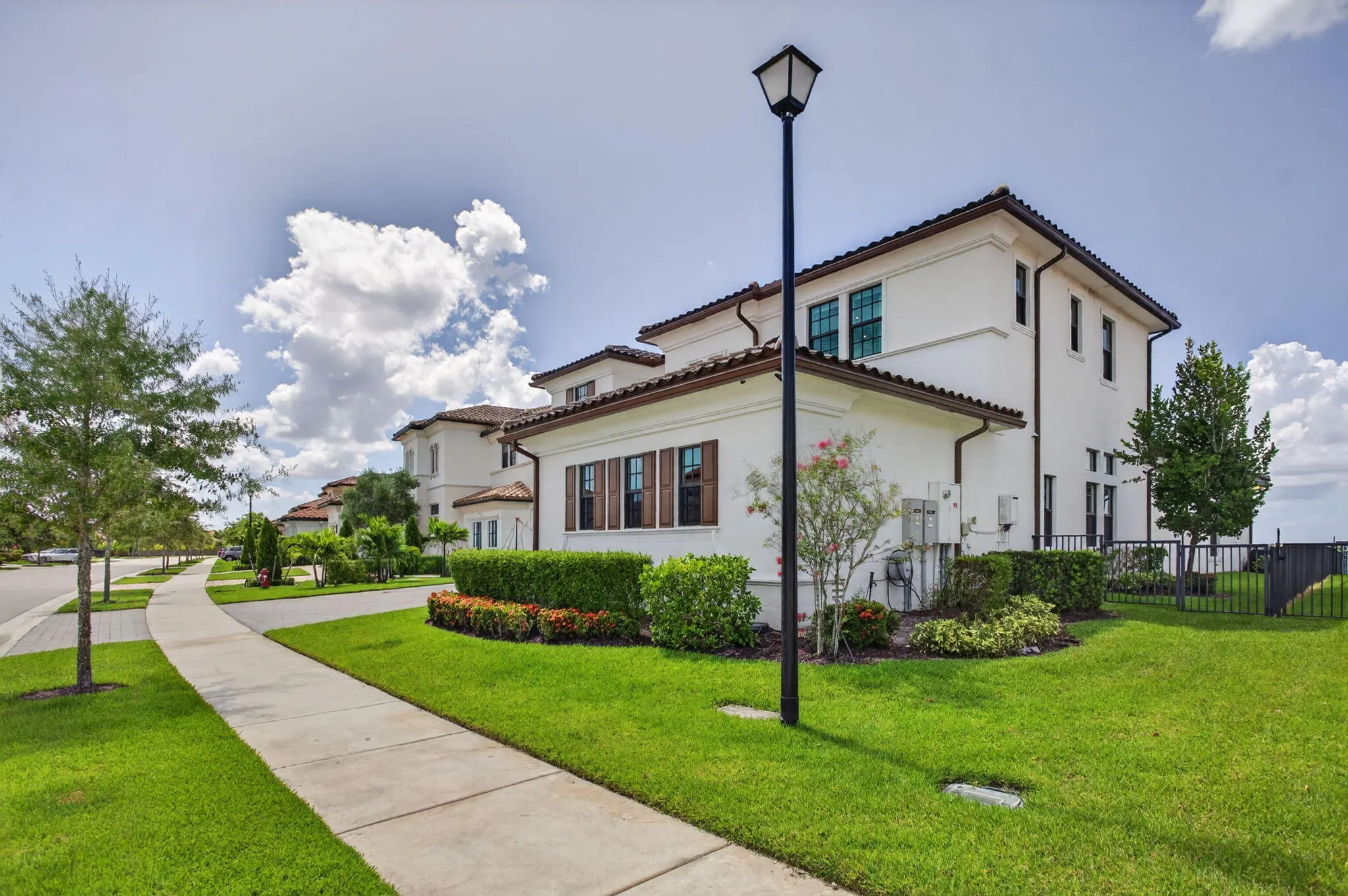 12450 N PARKLAND BAY Trail