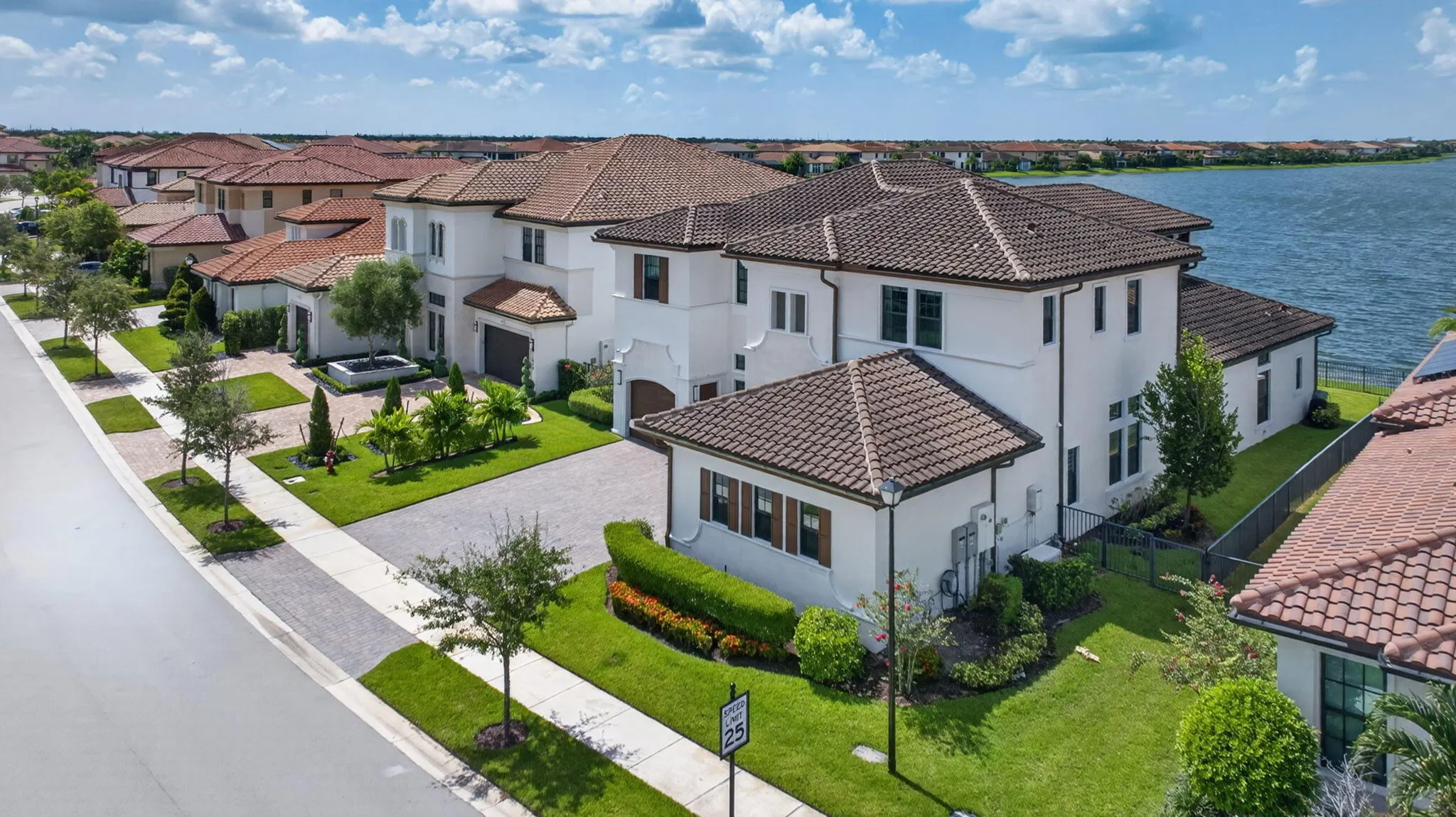 12450 N PARKLAND BAY Trail