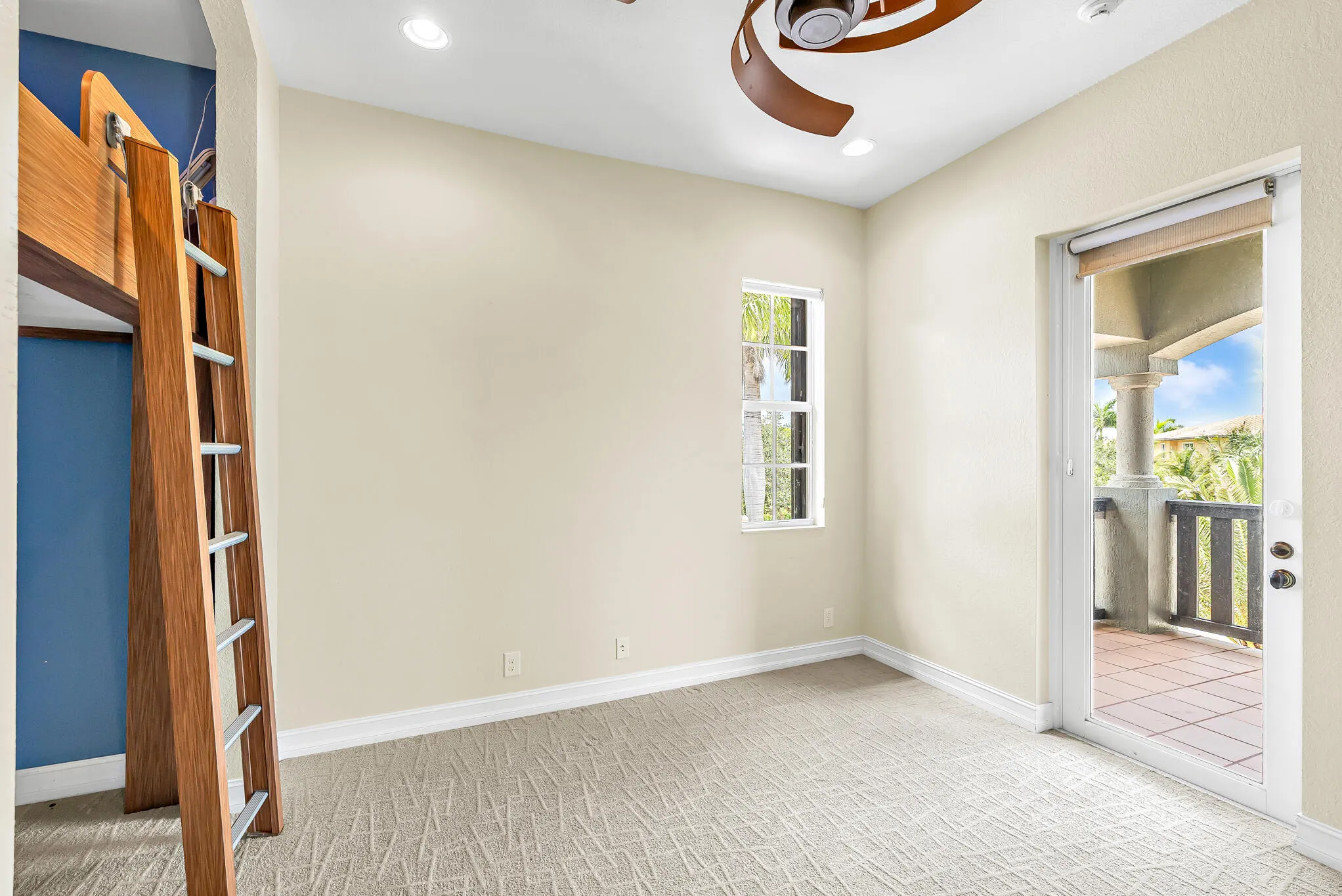 11224 NW 77th Place