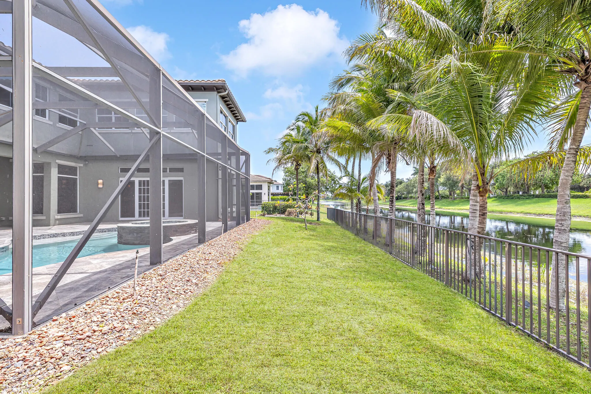 11224 NW 77th Place