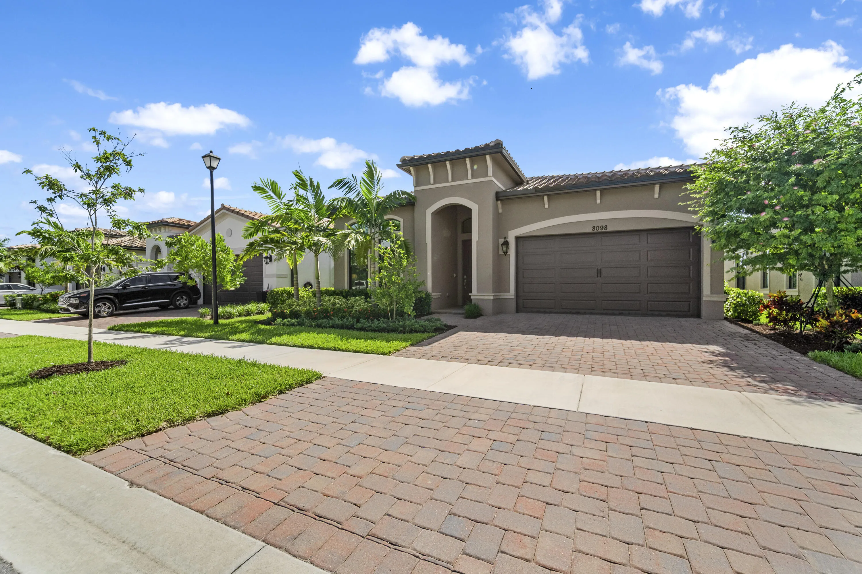 8098 LIBERTY Way