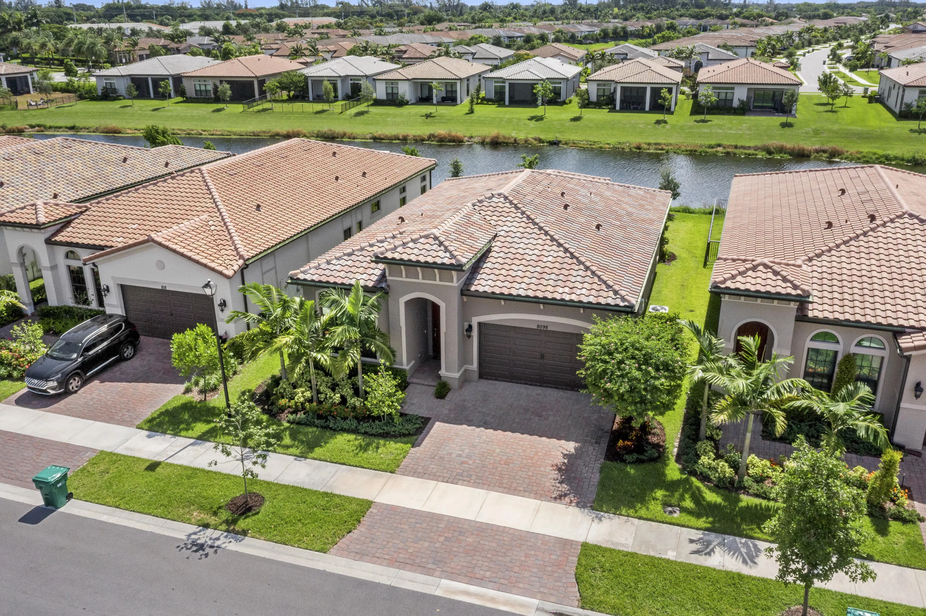 8098 LIBERTY Way