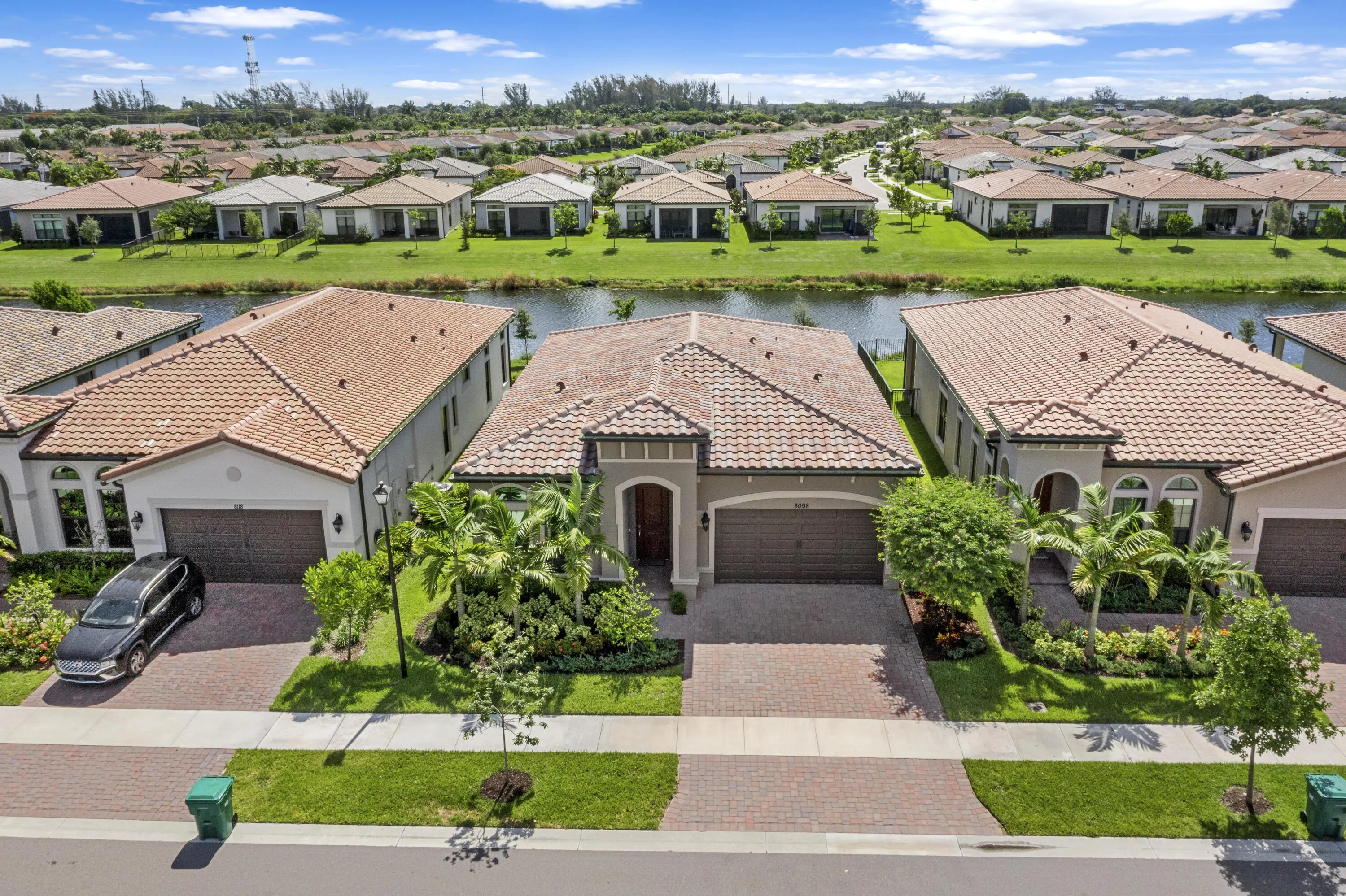 8098 LIBERTY Way