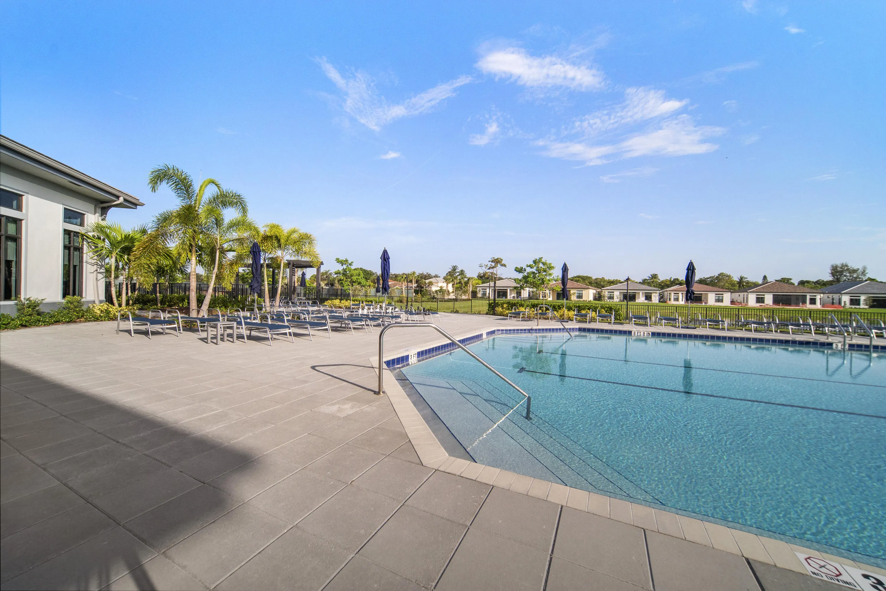 8098 LIBERTY Way
