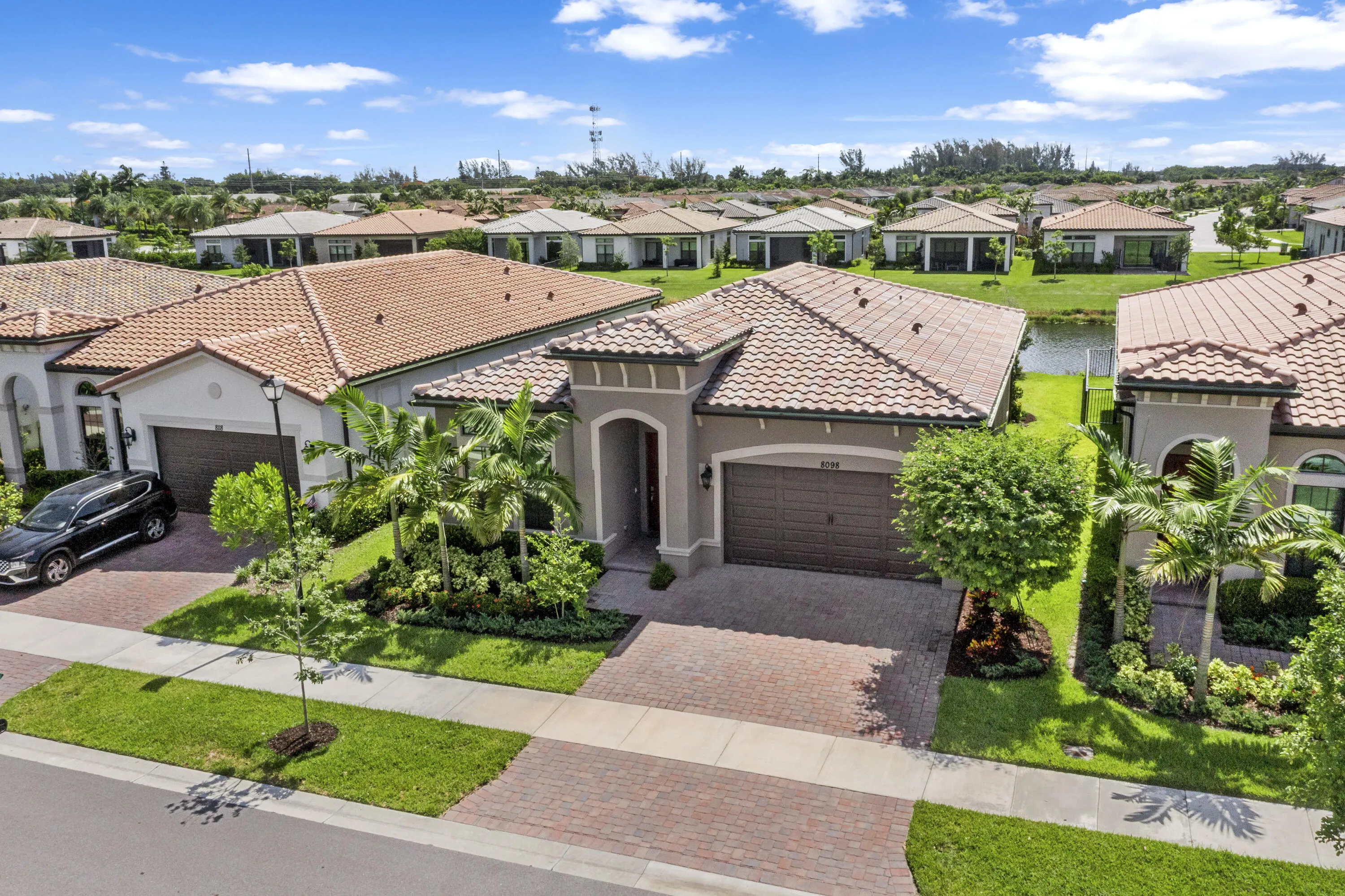 8098 LIBERTY Way