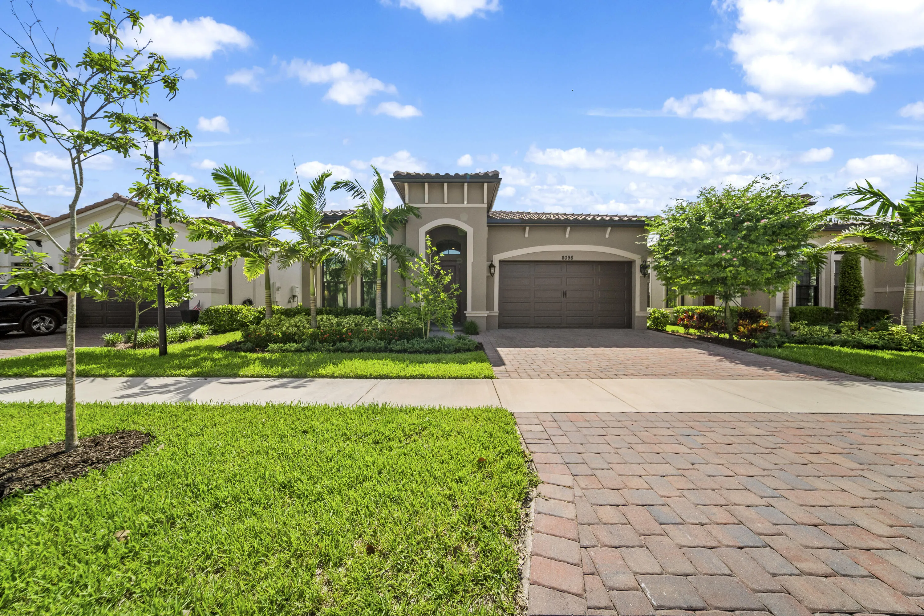 8098 LIBERTY Way