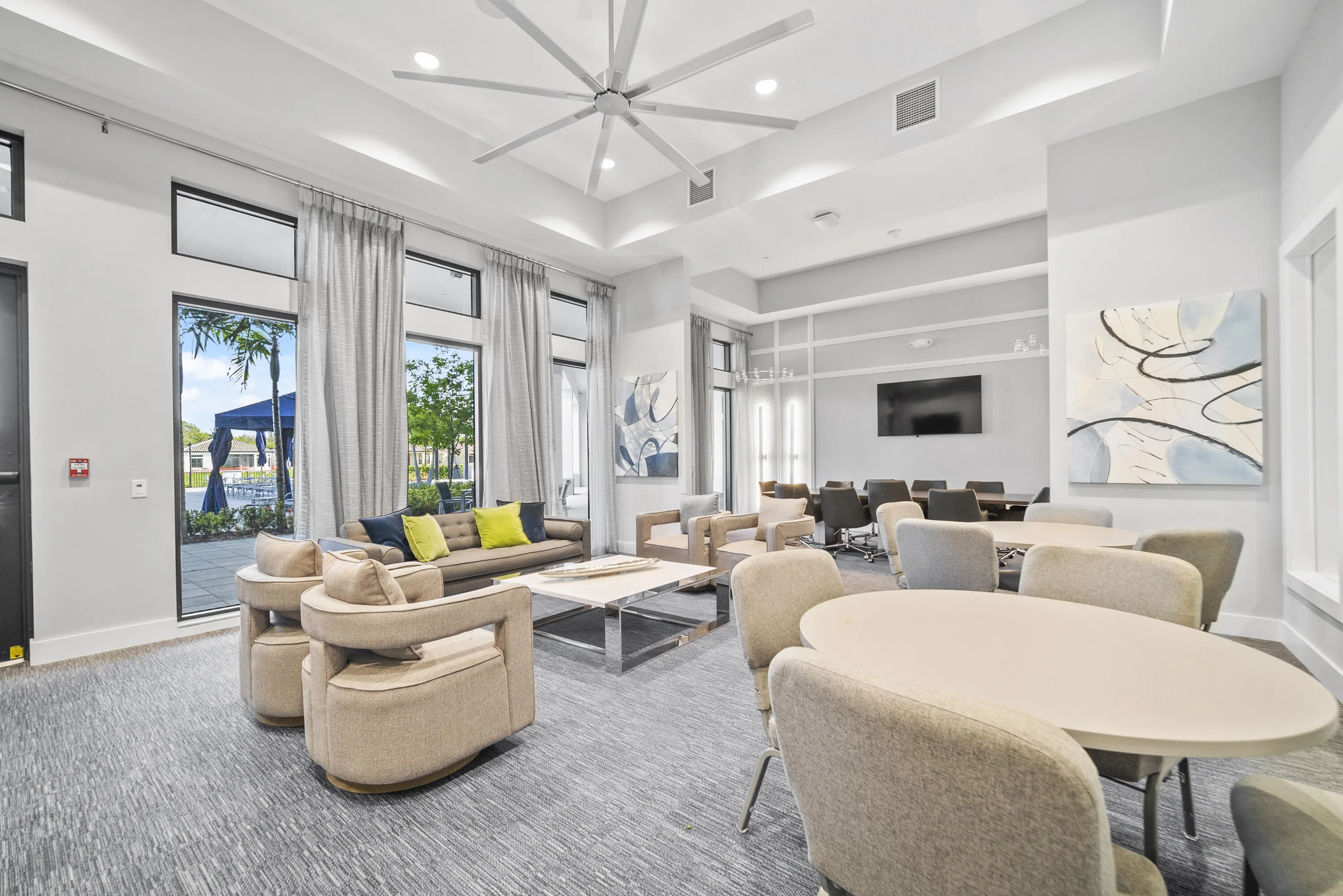 8098 LIBERTY Way