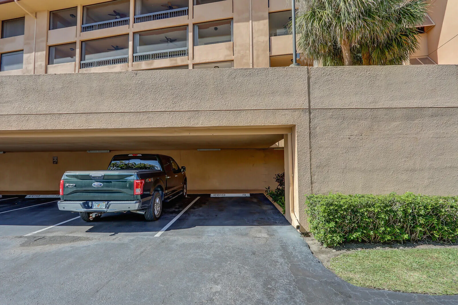 1036 US Highway 1 #224