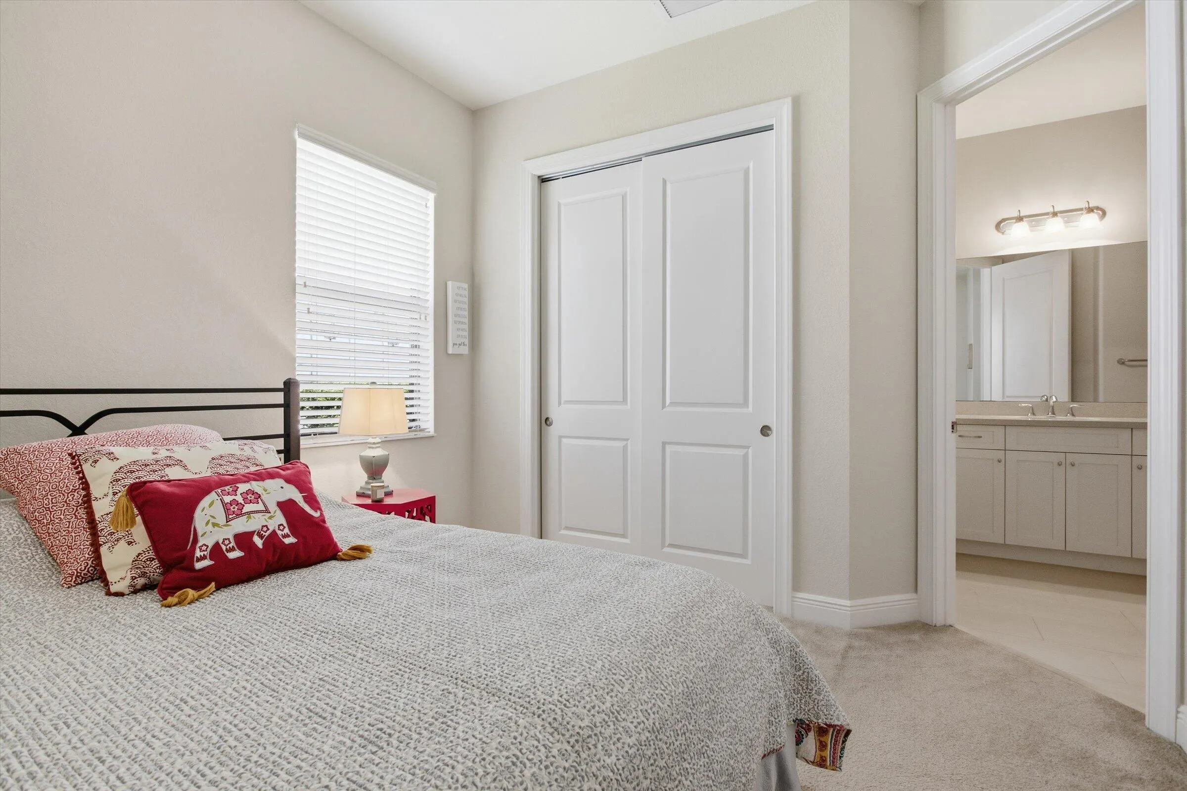 11513 NW 81st Place