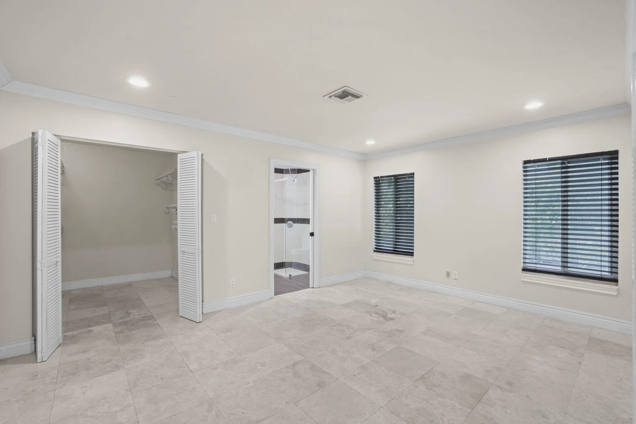 6344 NW 74th Terrace