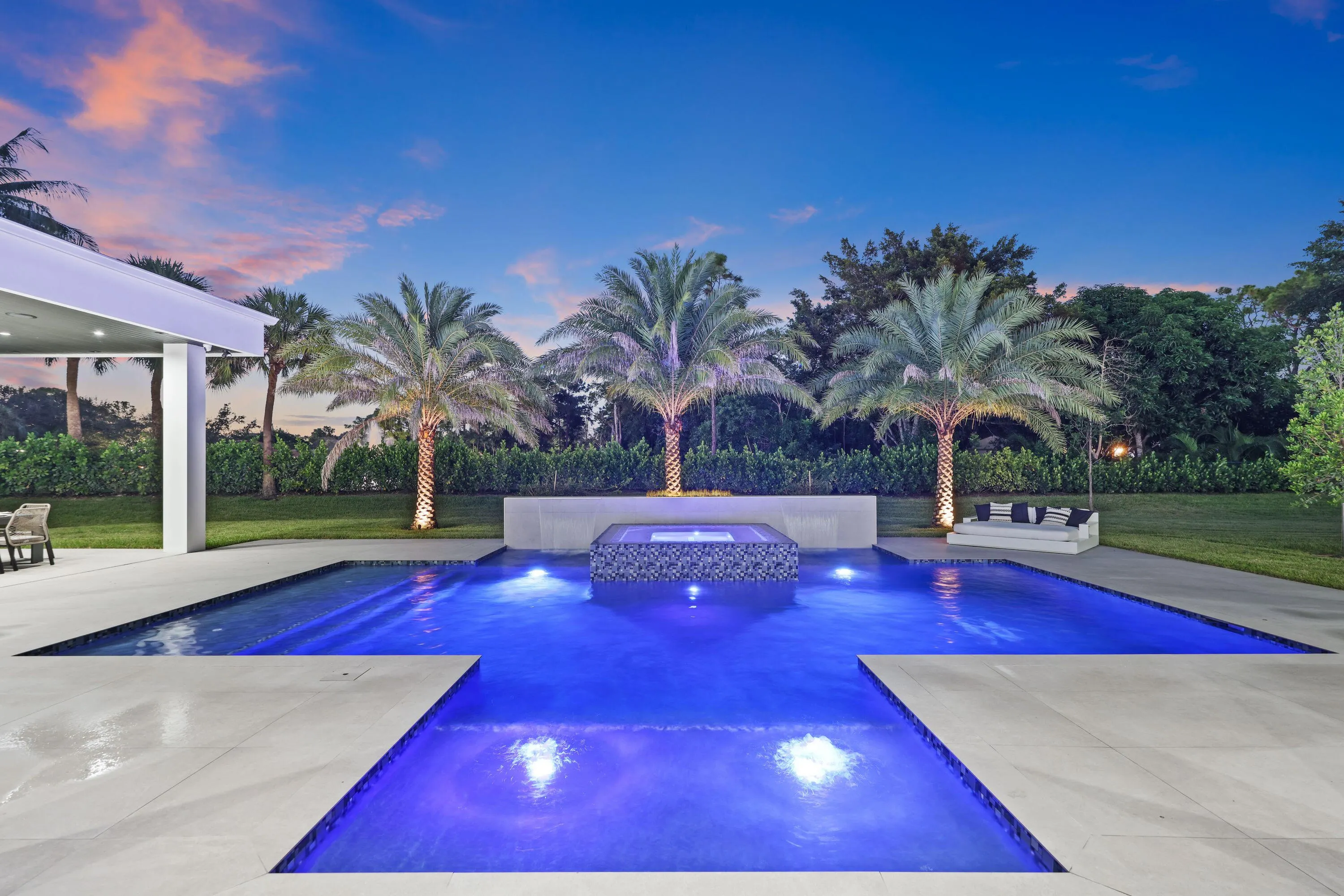 8795 Valencia Court