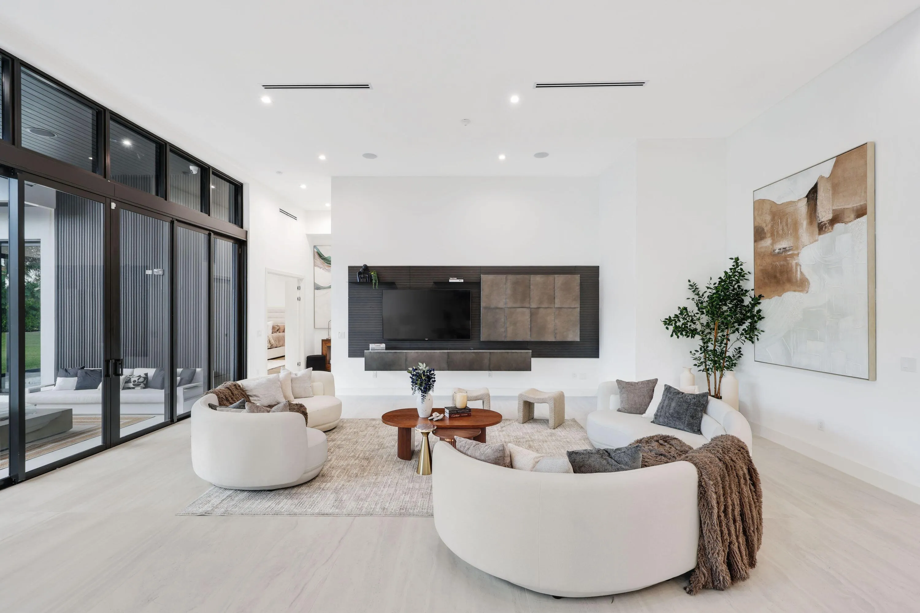 8795 Valencia Court