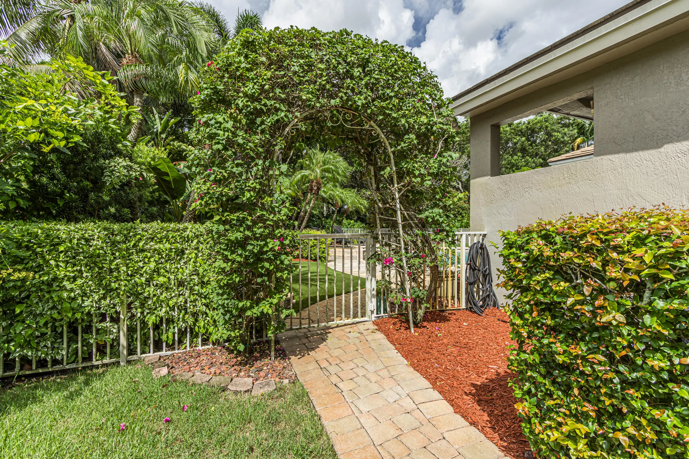 6493 NW 105th Terrace