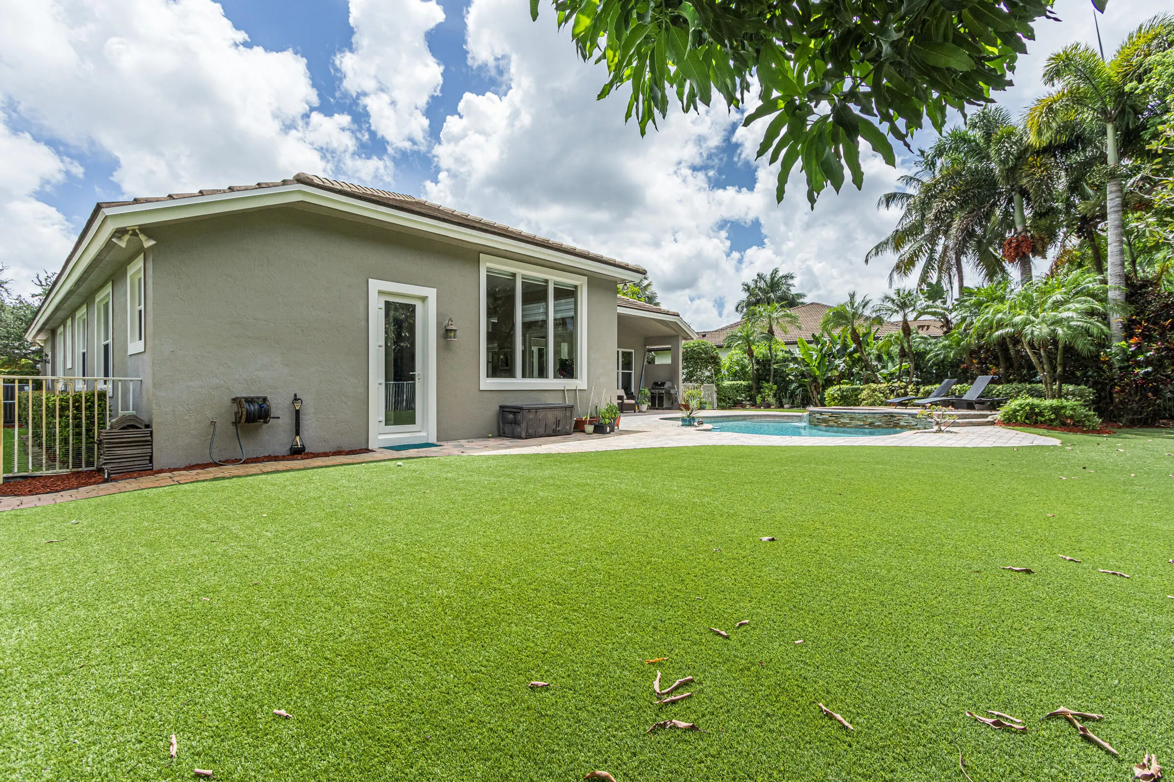 6493 NW 105th Terrace