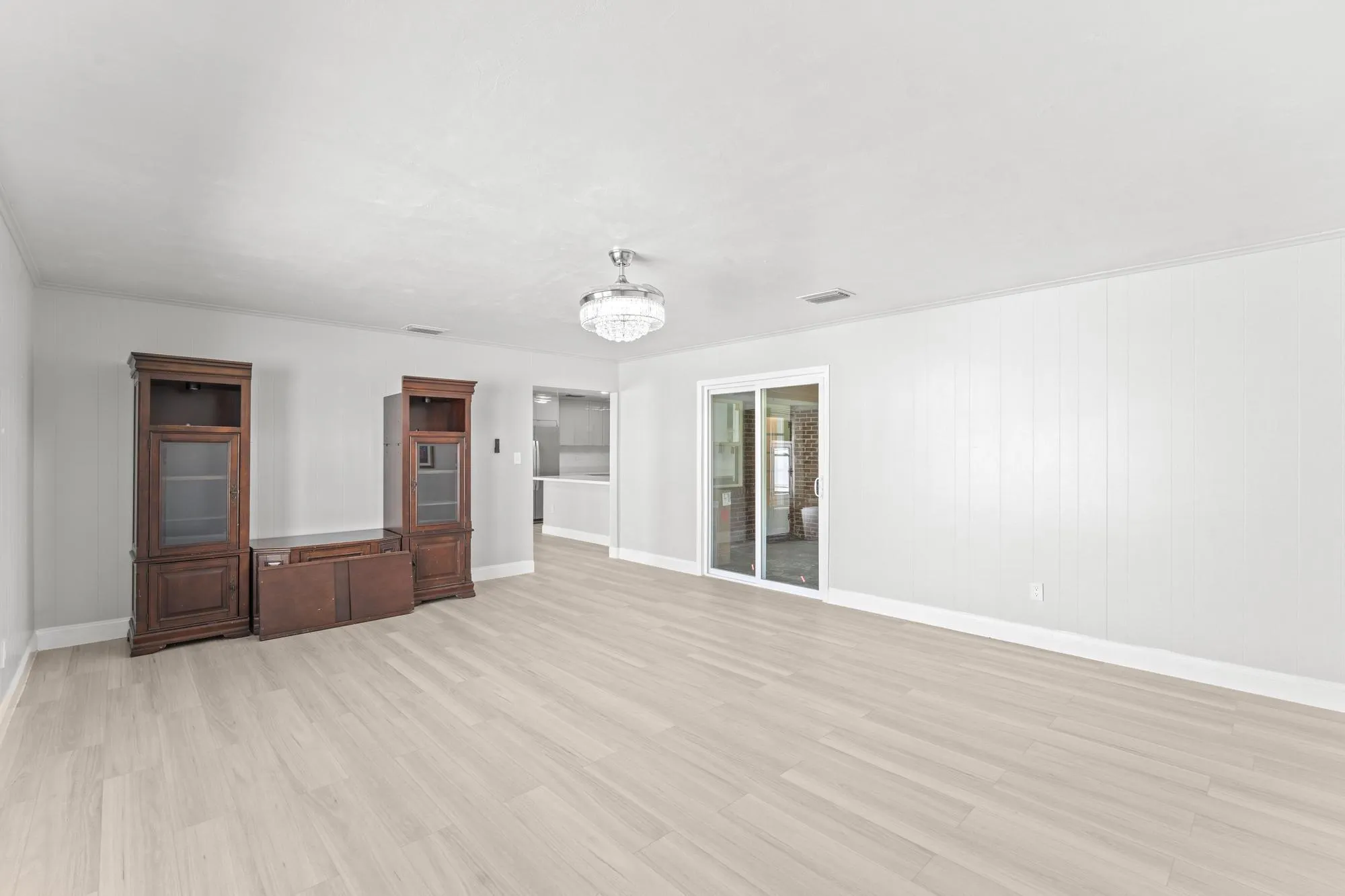 534 E DEL MONTE Avenue