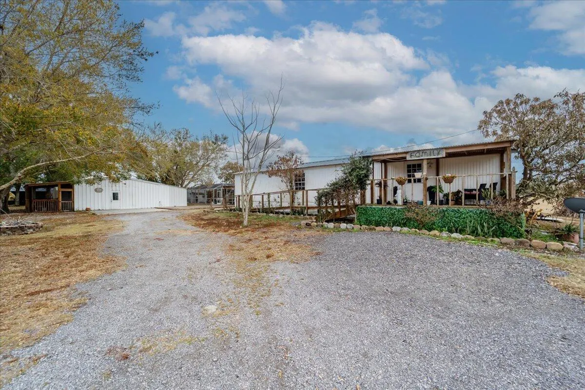 1205 Coffey Road