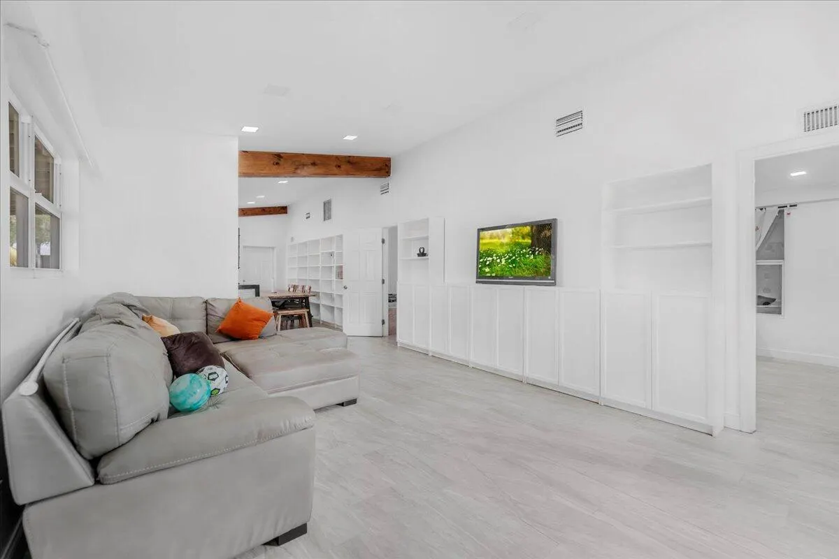 1205 Coffey Road