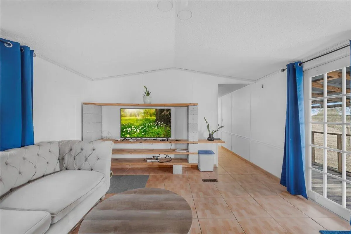 1205 Coffey Road