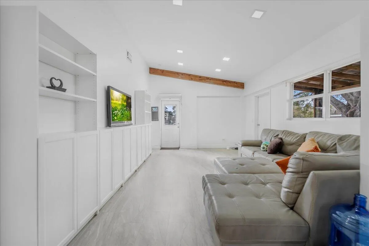 1205 Coffey Road