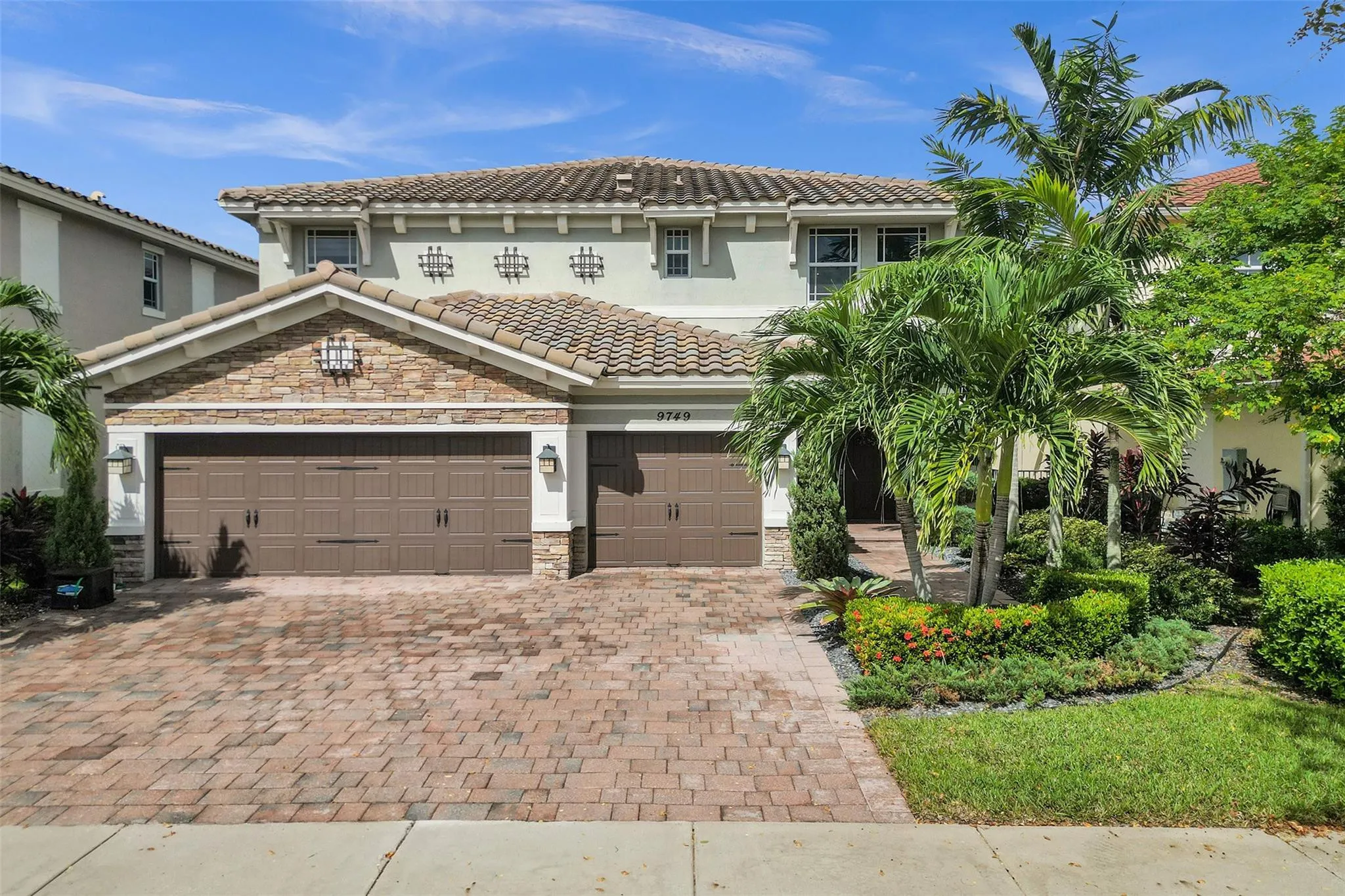9749 Blue Isle #BAY