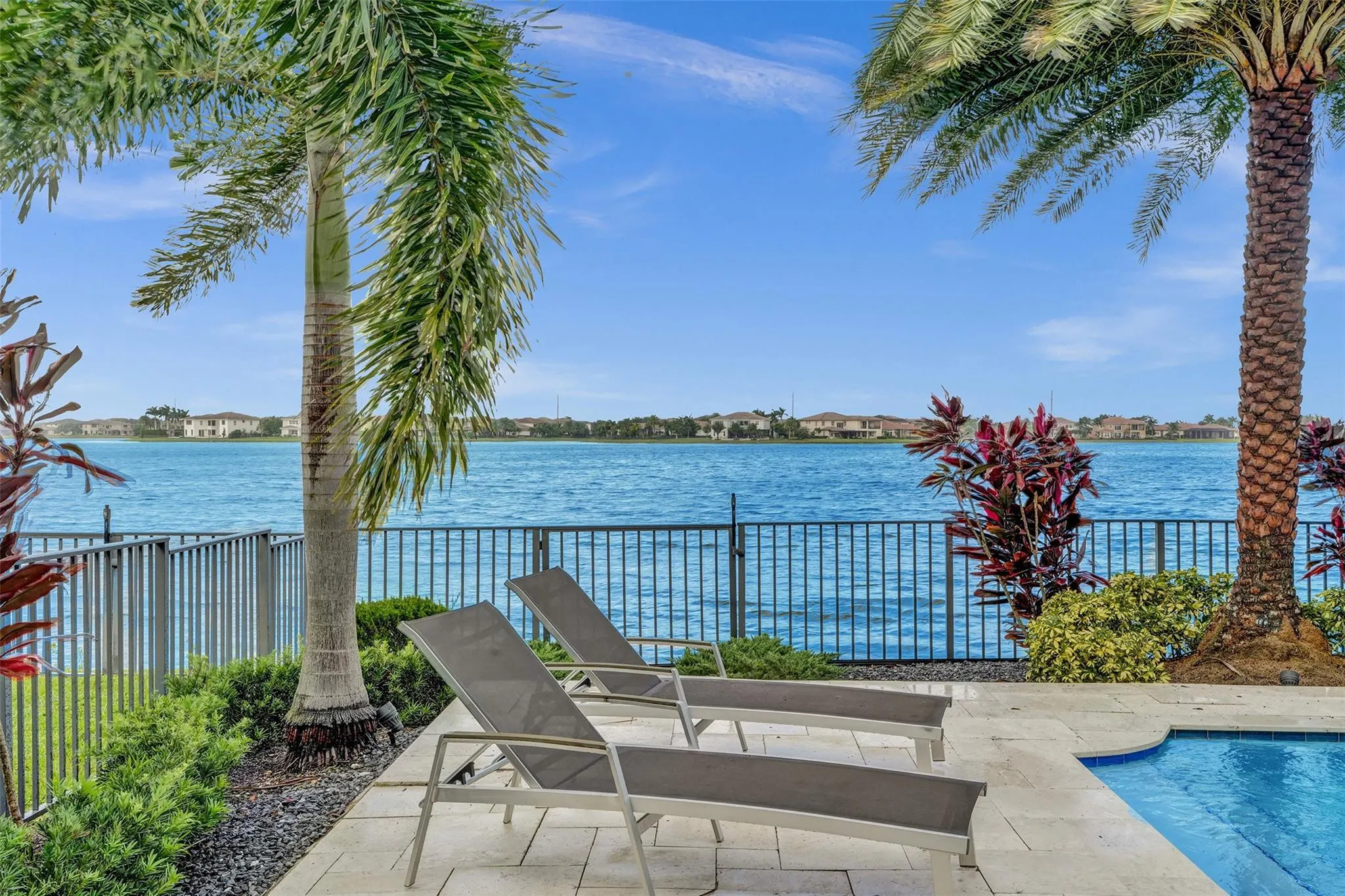 9749 Blue Isle #BAY