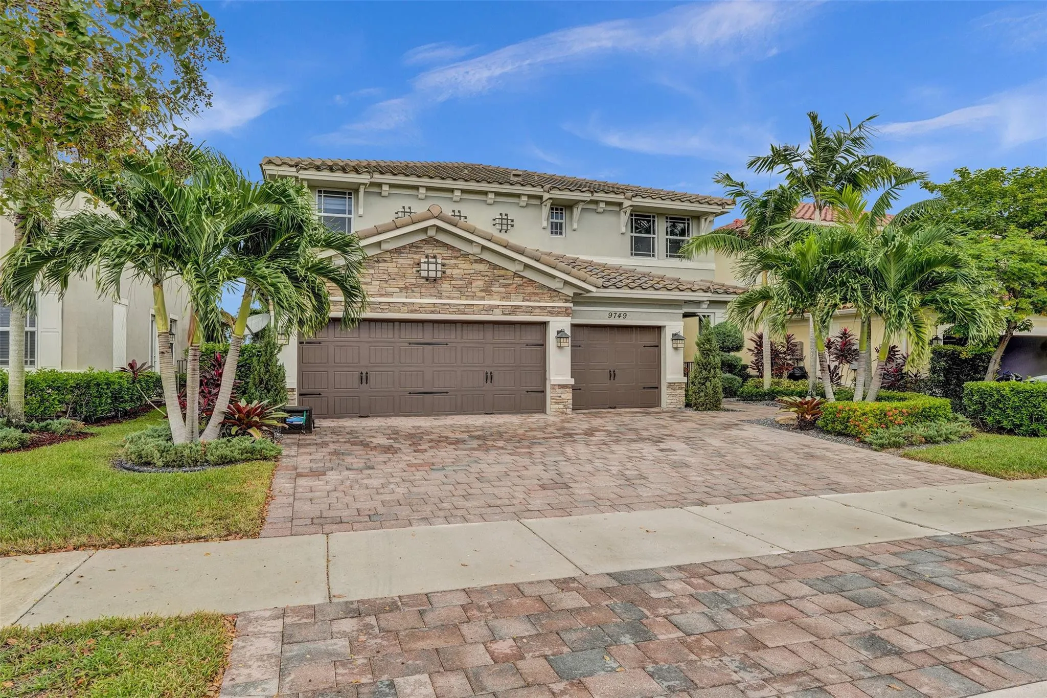 9749 Blue Isle #BAY