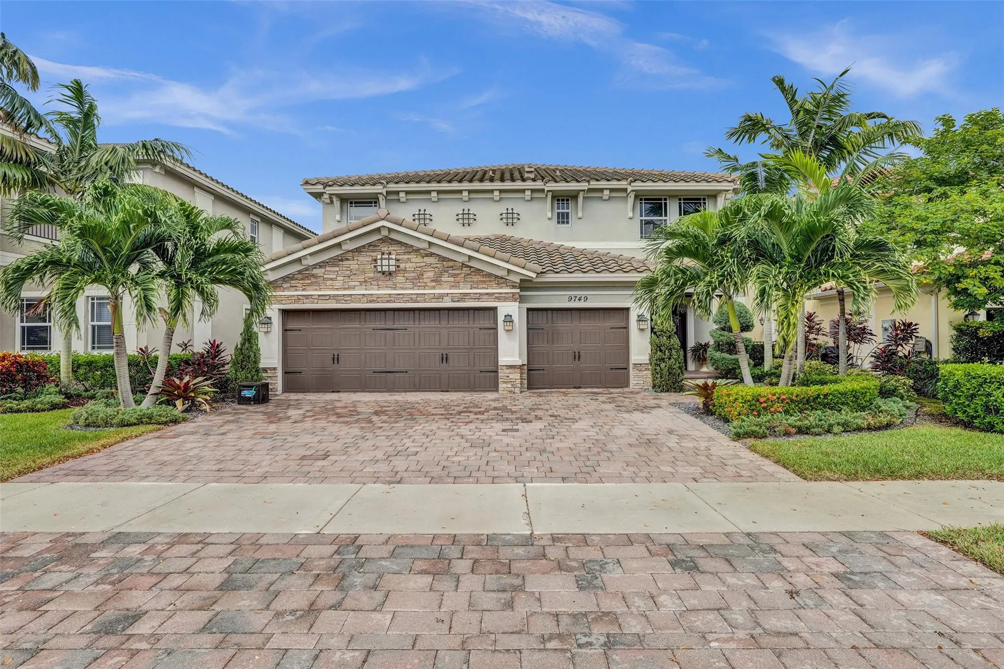 9749 Blue Isle #BAY