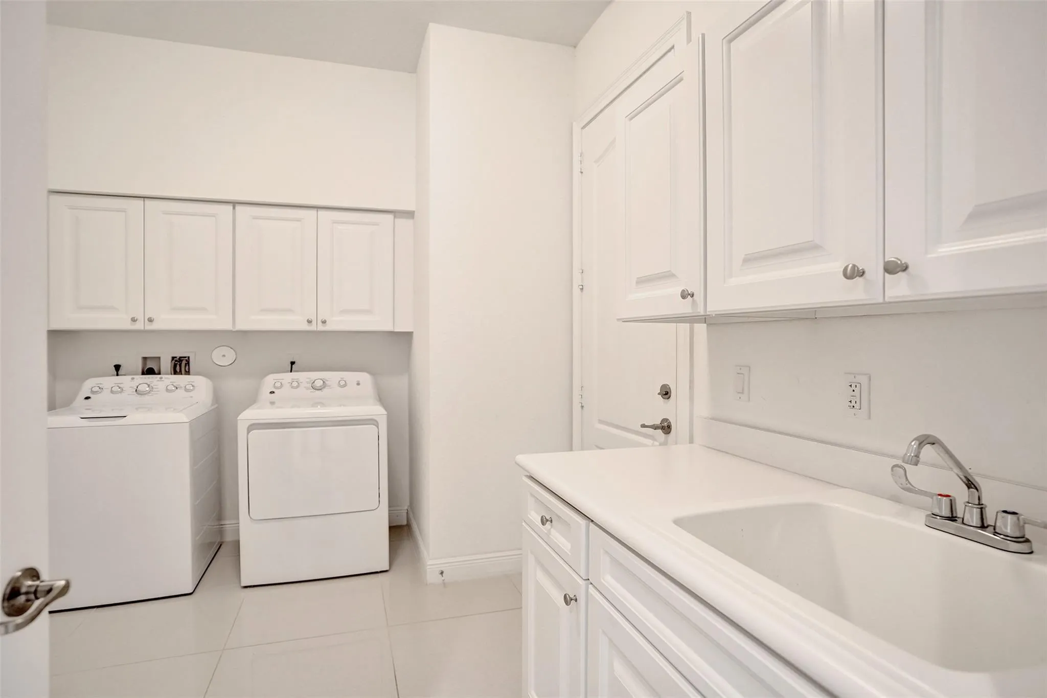 9749 Blue Isle #BAY