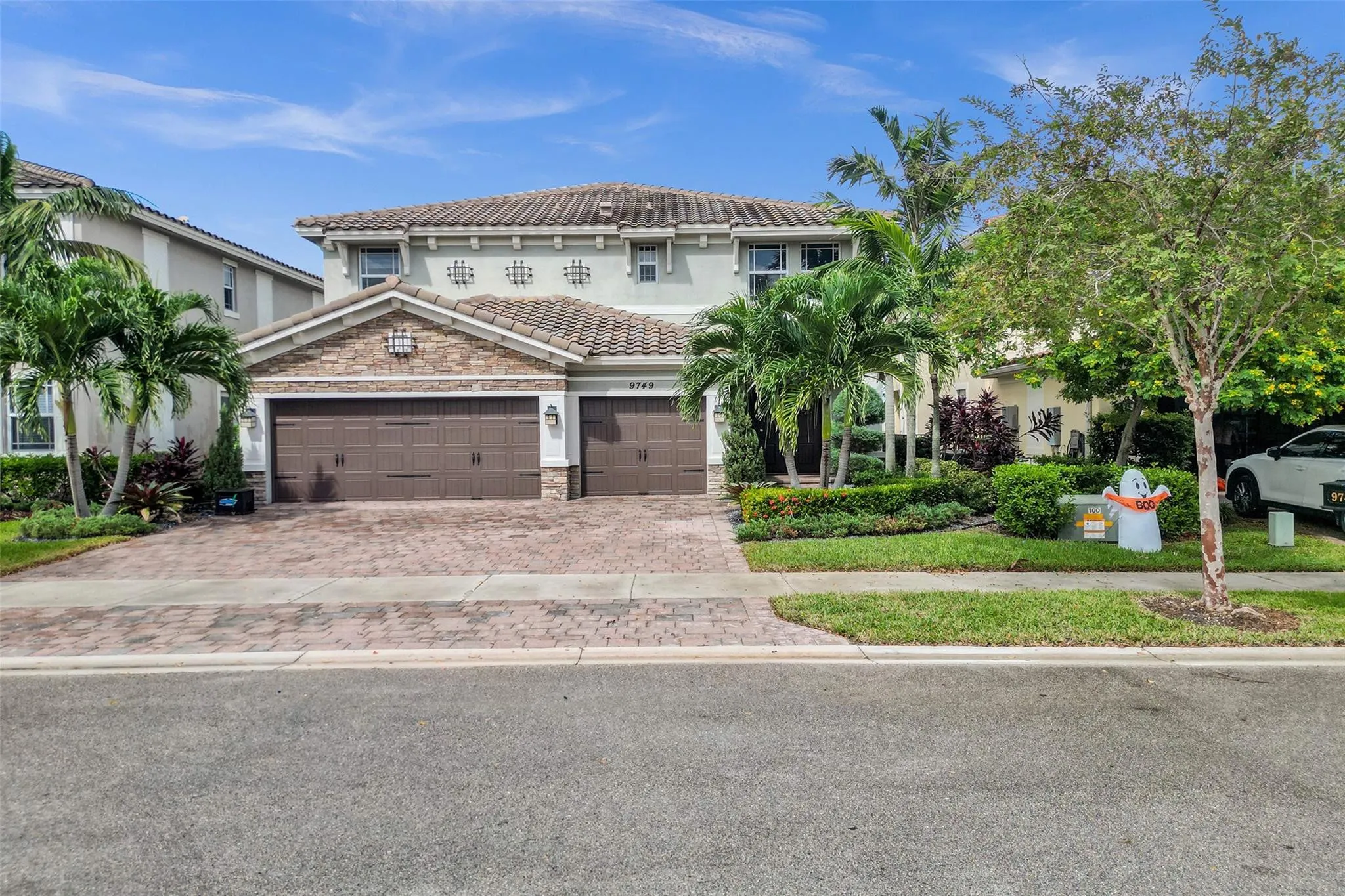 9749 Blue Isle #BAY