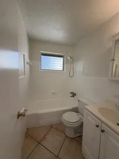 209 NW 17th Street #1