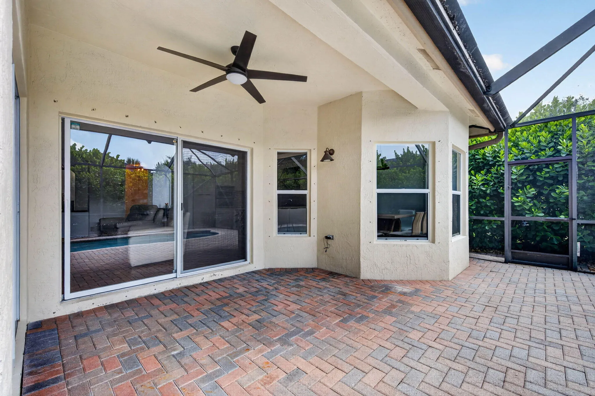 11026 NW 62ND Court
