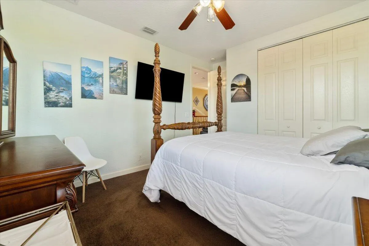 12390 NW 78th Manor