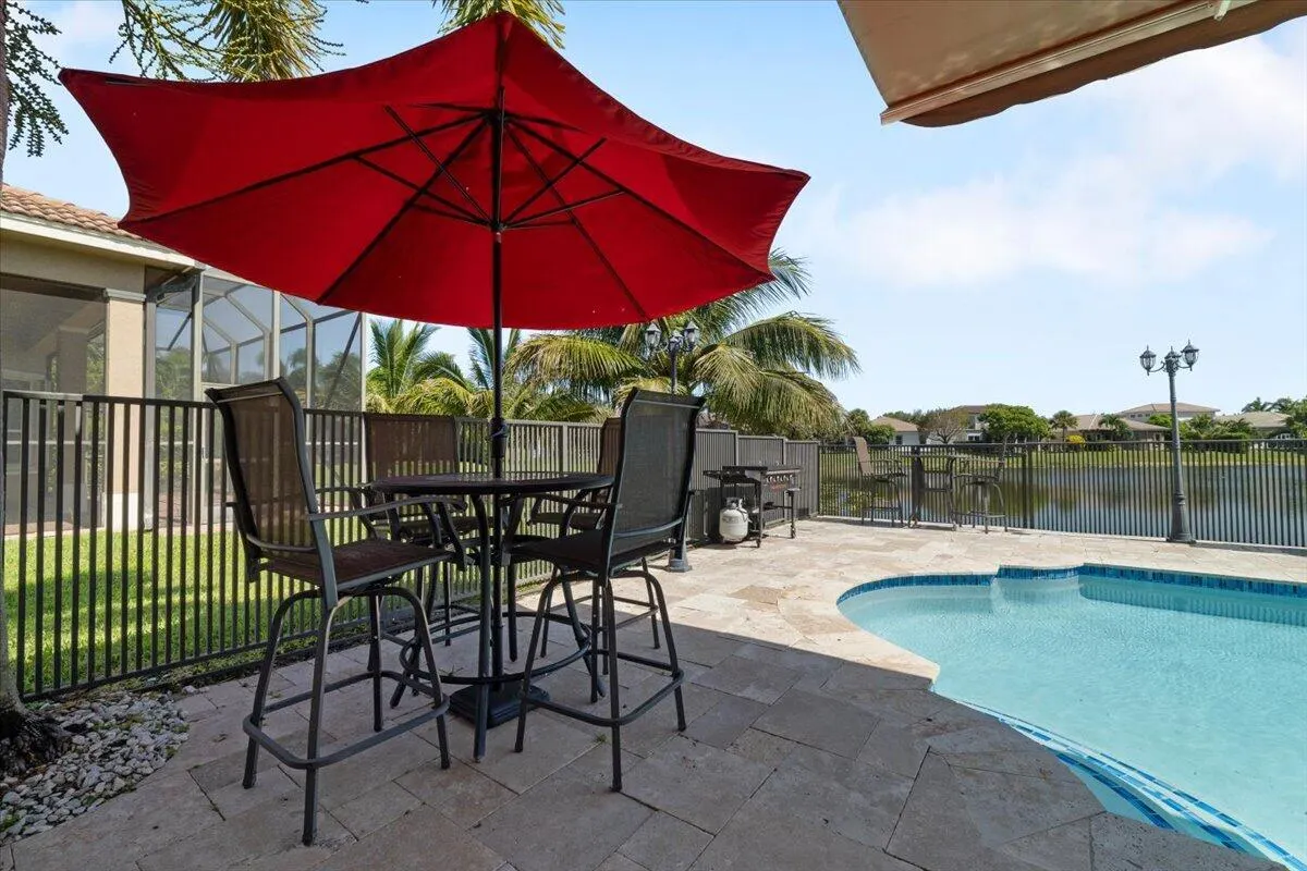 12390 NW 78th Manor