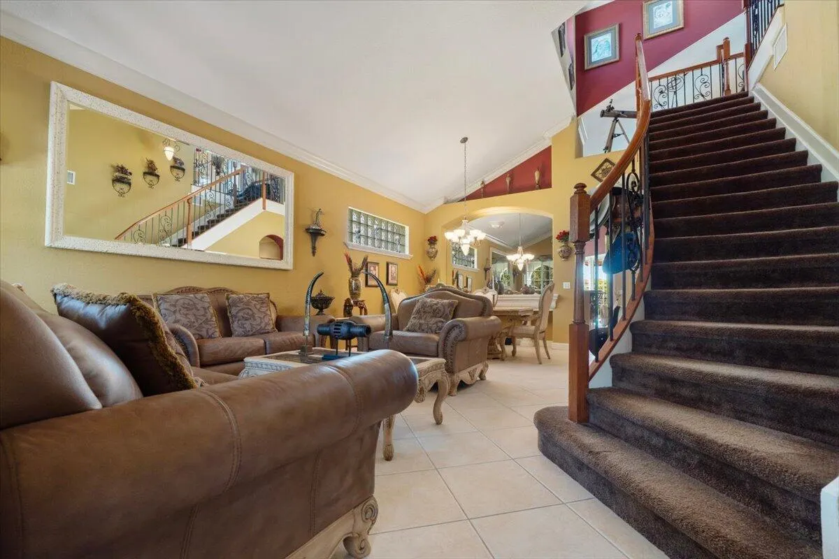 12390 NW 78th Manor