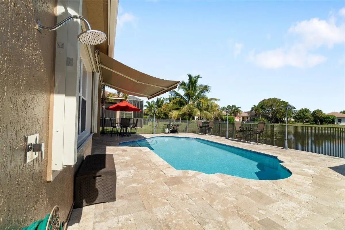 12390 NW 78th Manor