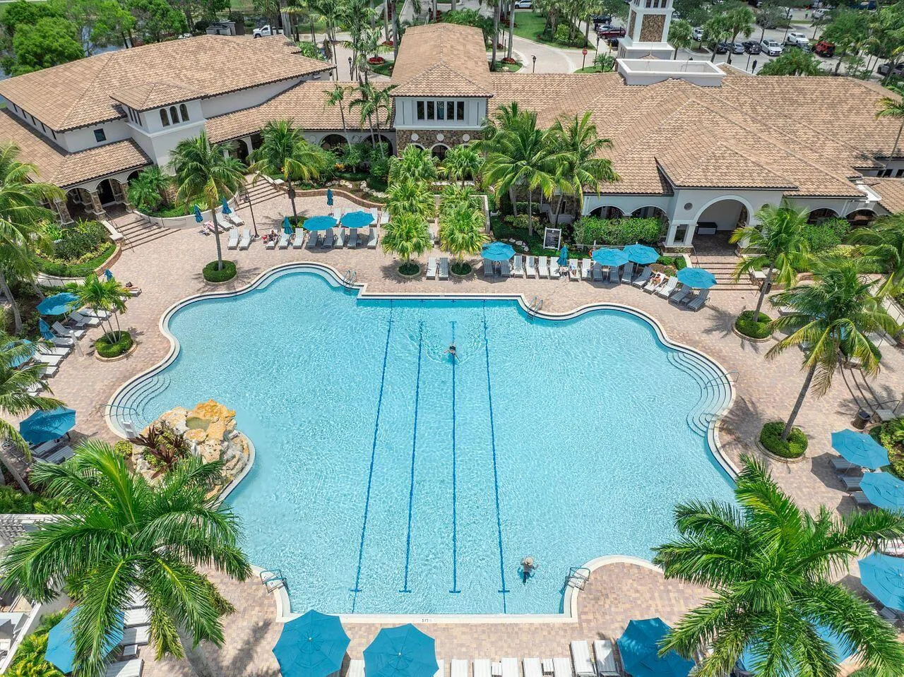 12390 NW 78th Manor